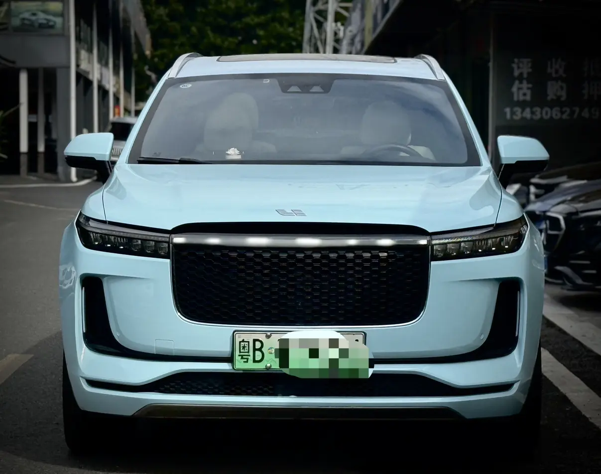 Li ONE (Ideal ONE)  из Китая