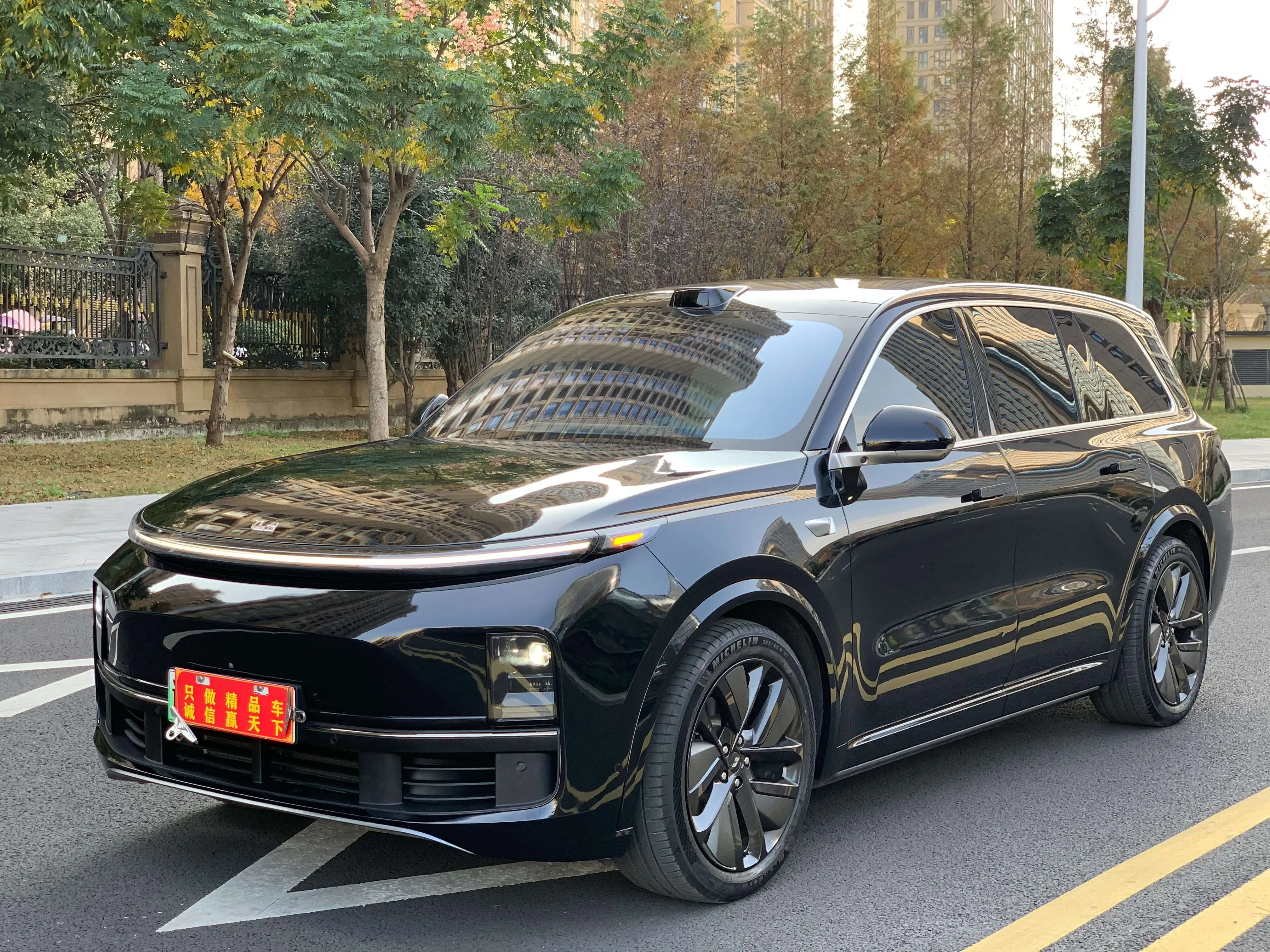 Li L9 (Ideal L9)  из Китая