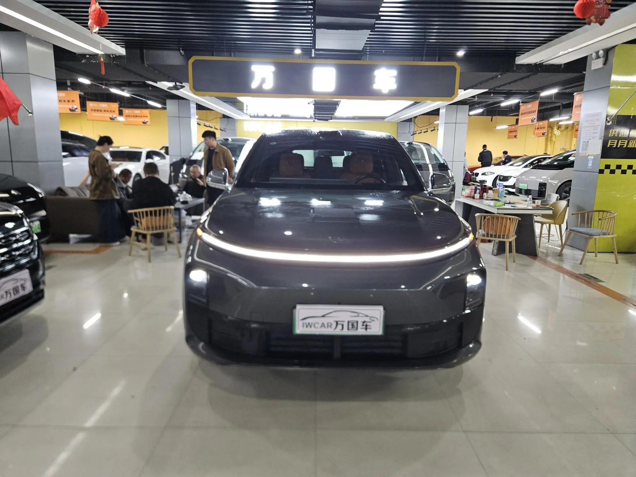 Li L6 (Ideal L6)  из Китая