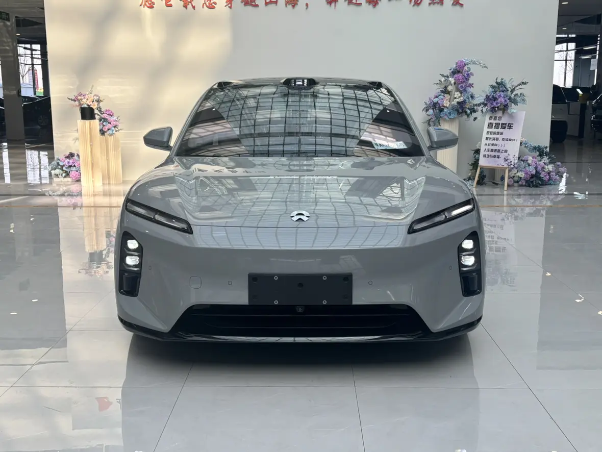 NIO ET5T  из Китая