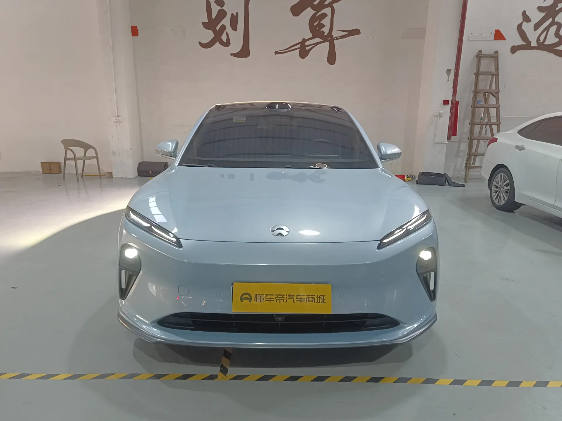 NIO ET5  из Китая