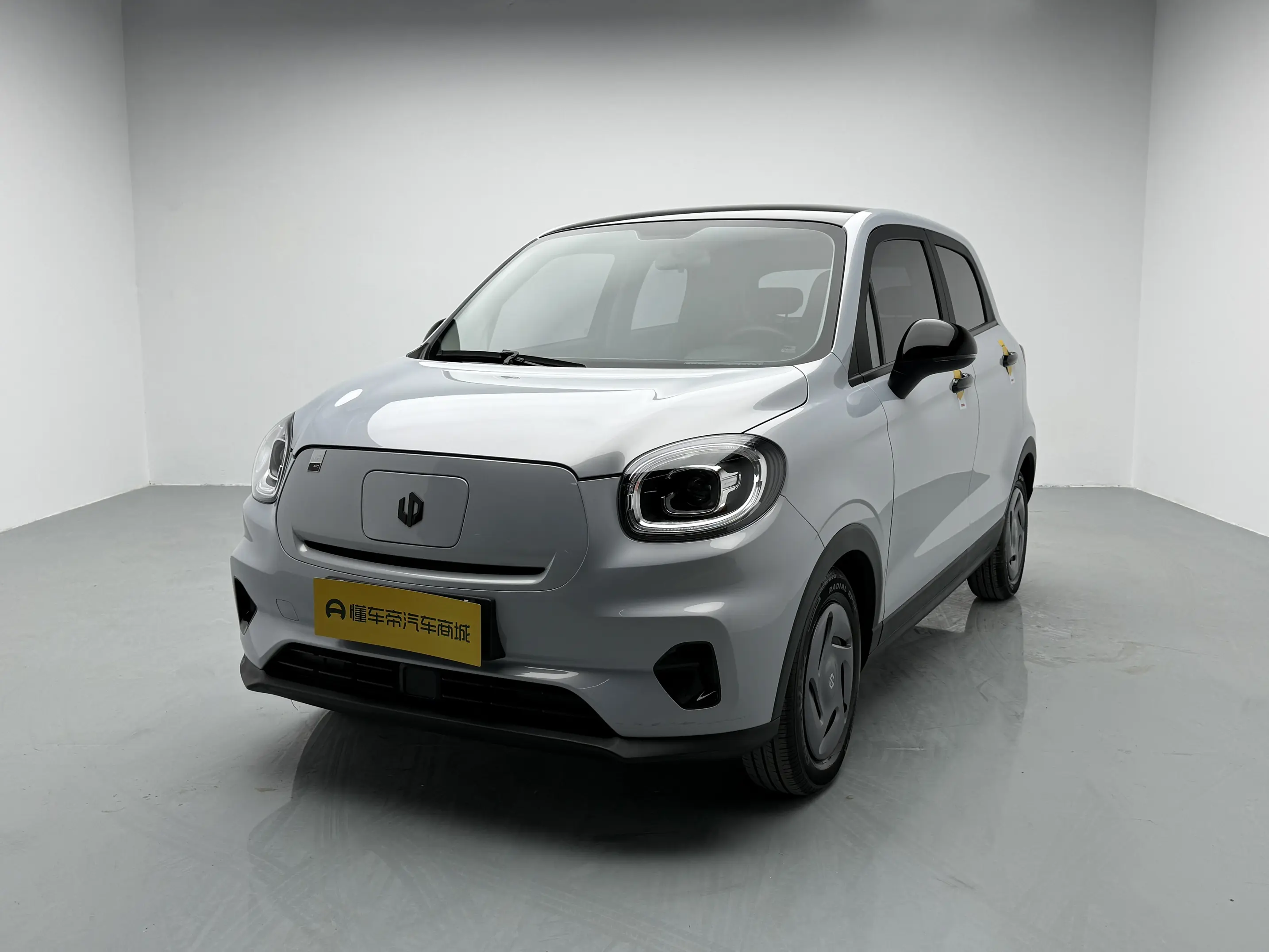 Leapmotor Zero running T03  из Китая