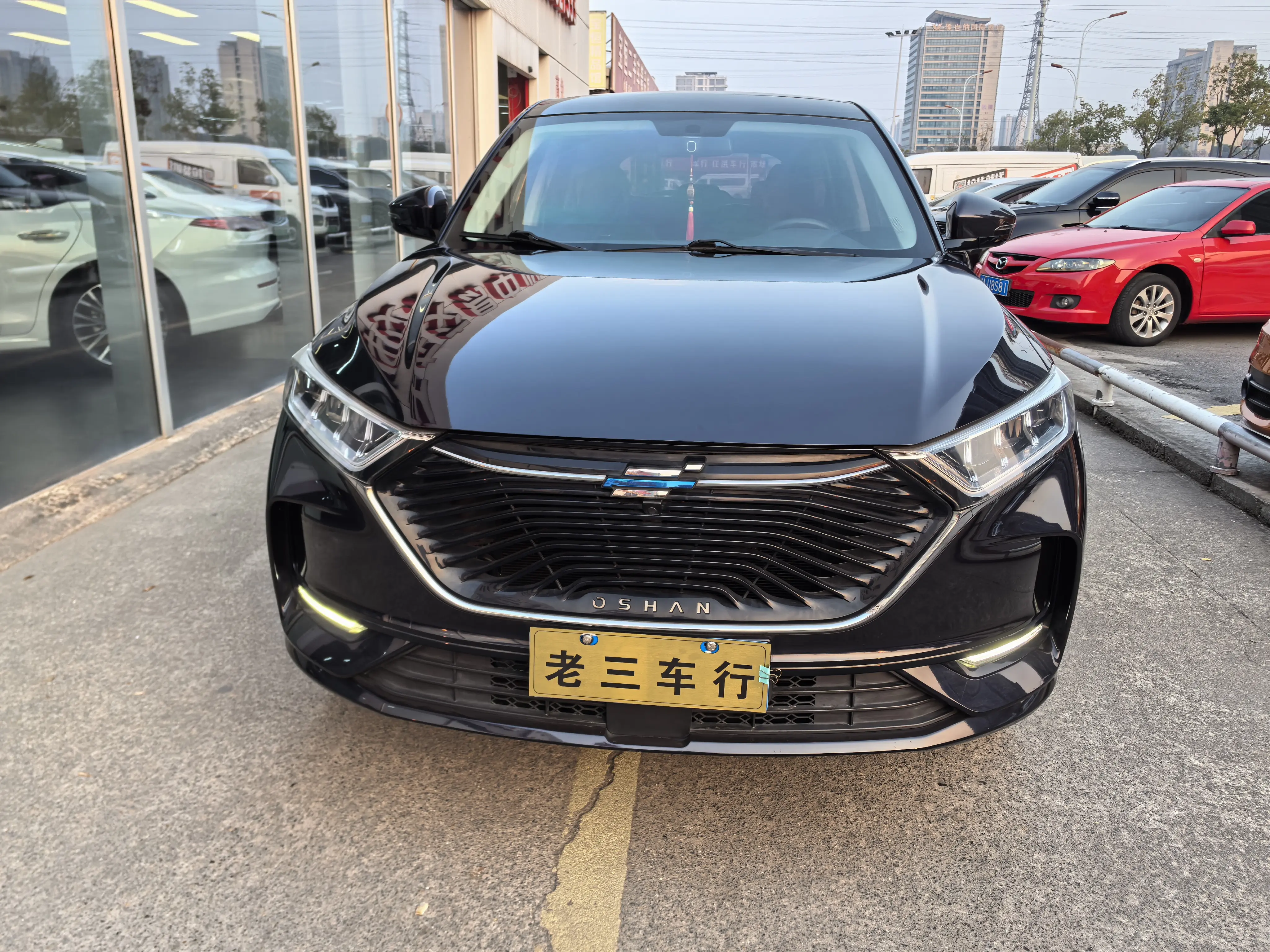 Oshan Changan Auchan X7  из Китая