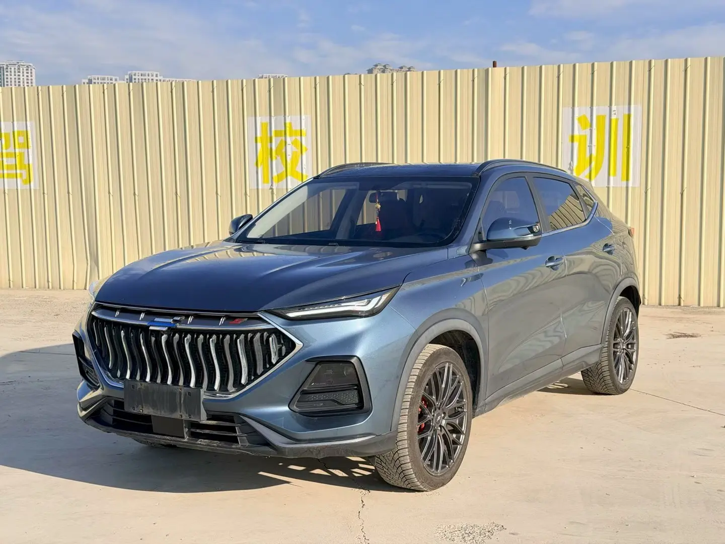 Oshan Changan Auchan X5  из Китая