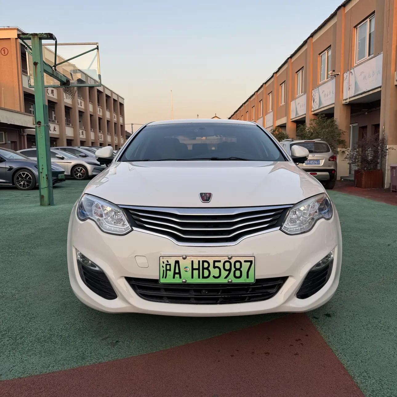 Roewe e550  из Китая