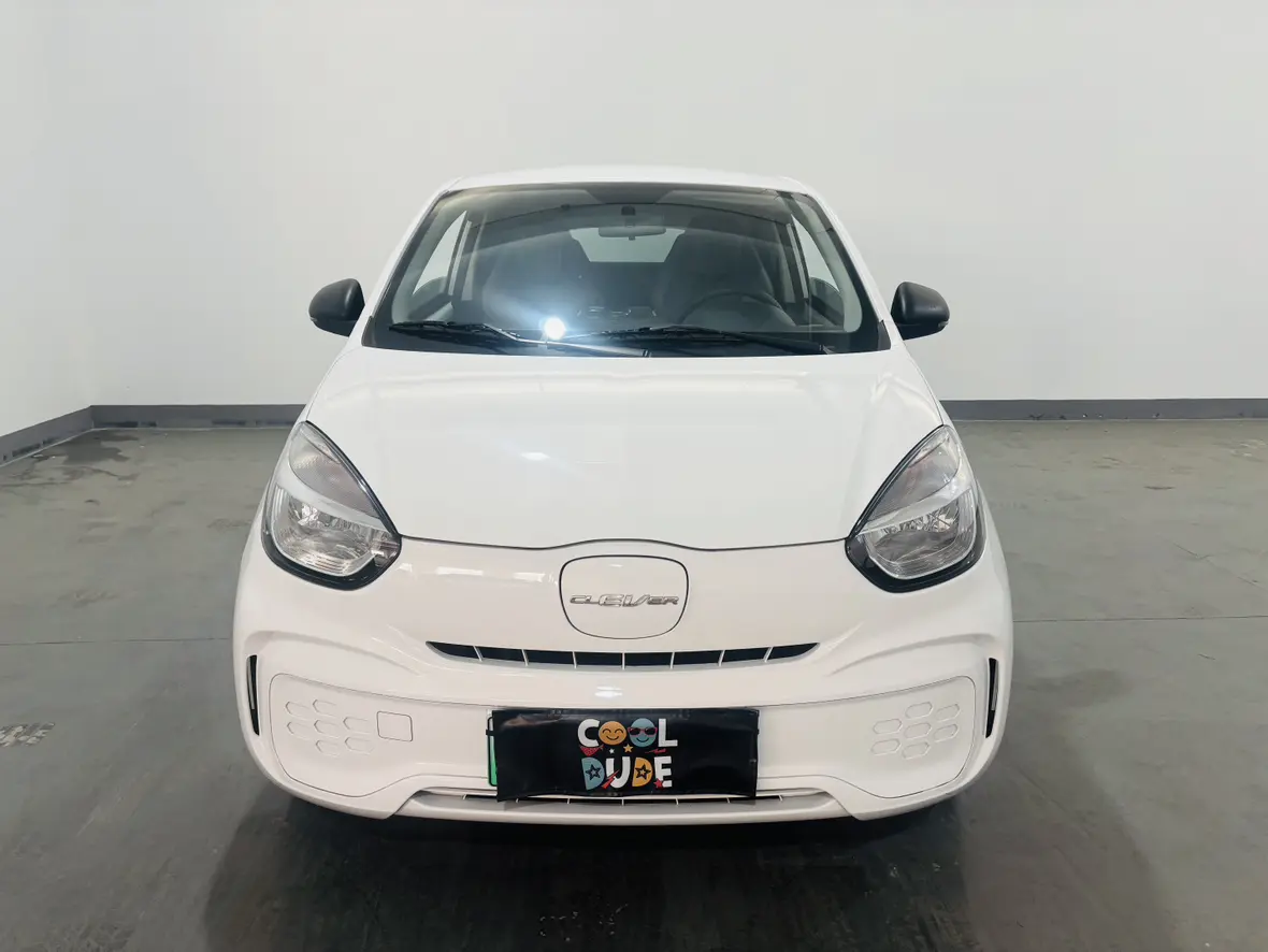 Roewe CLEVER  из Китая