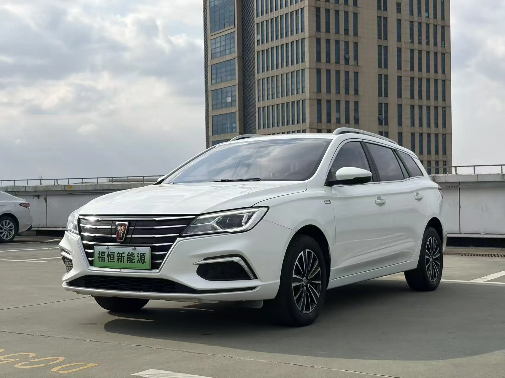 Roewe Ei5  из Китая