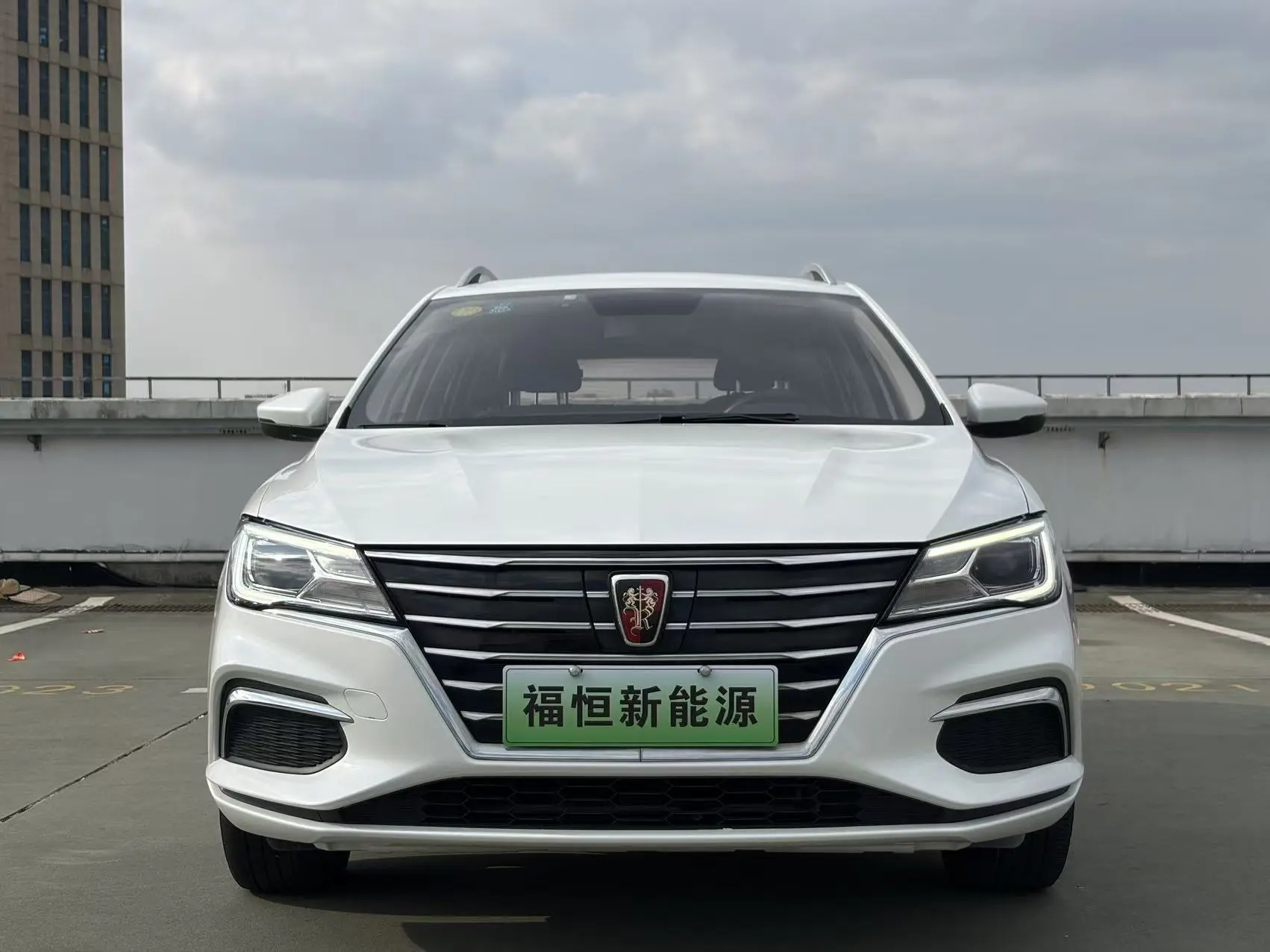 Roewe Ei5  из Китая