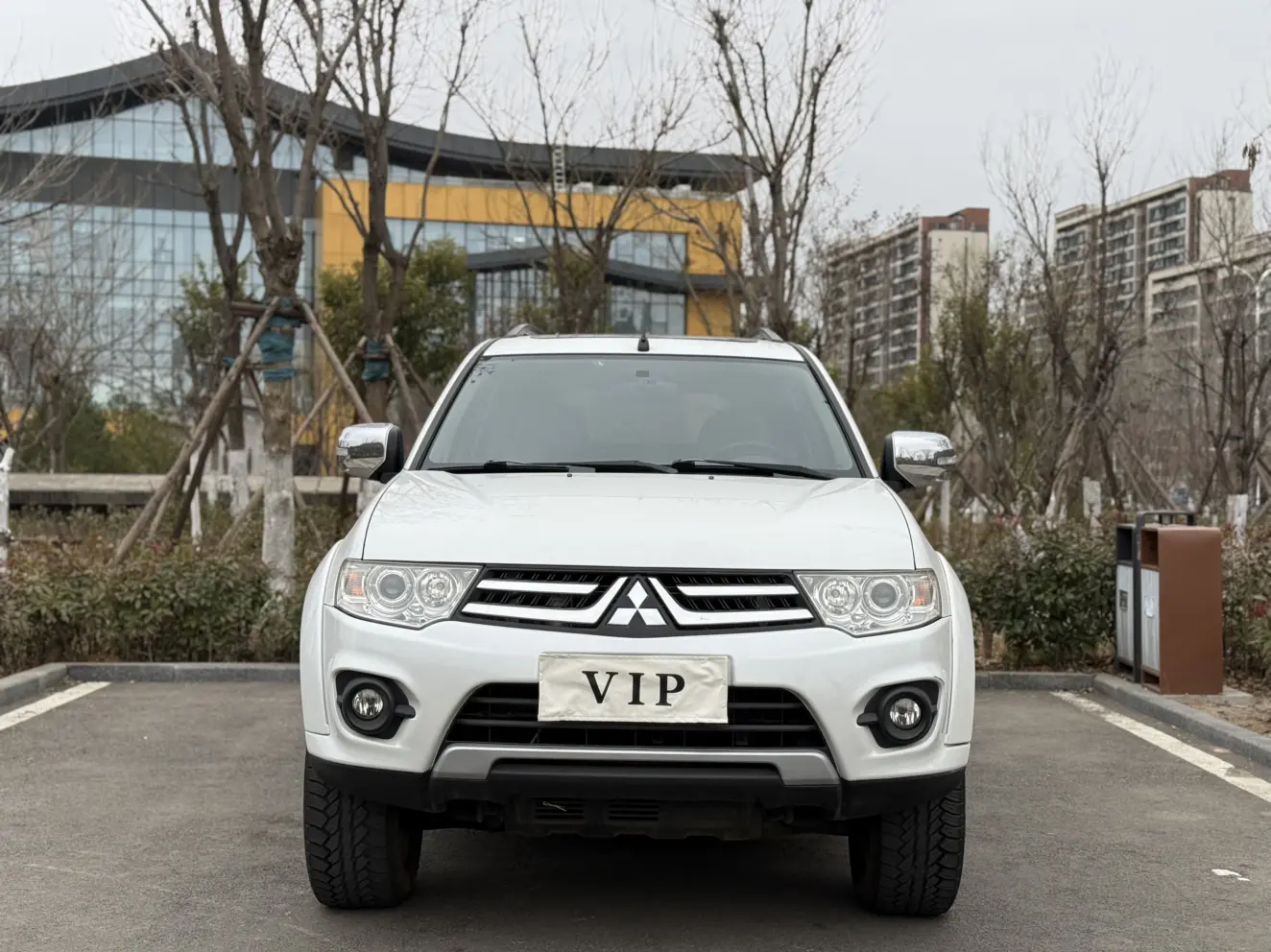 Mitsubishi Pajero Jinchang  из Китая