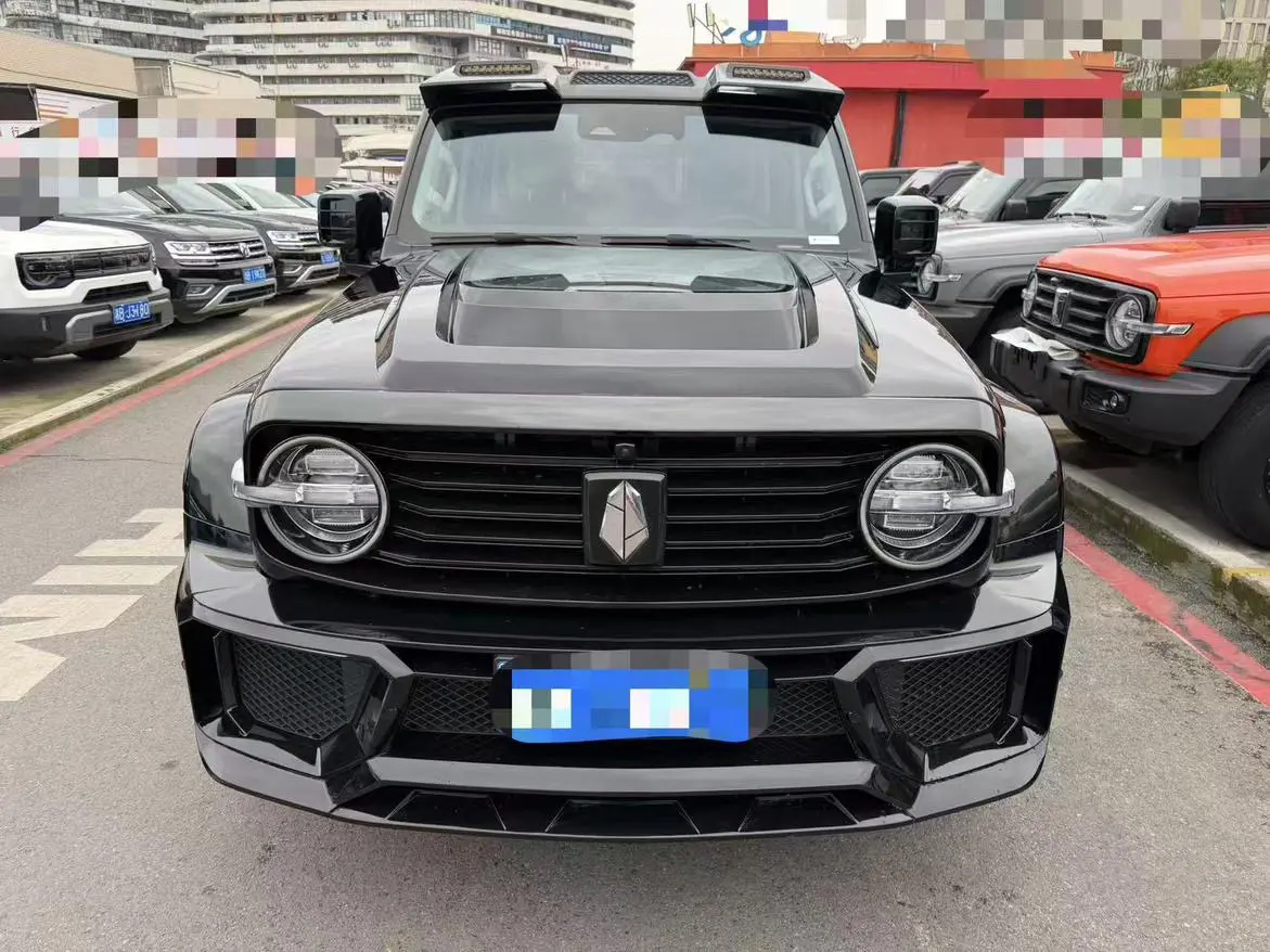 Tank 300  из Китая