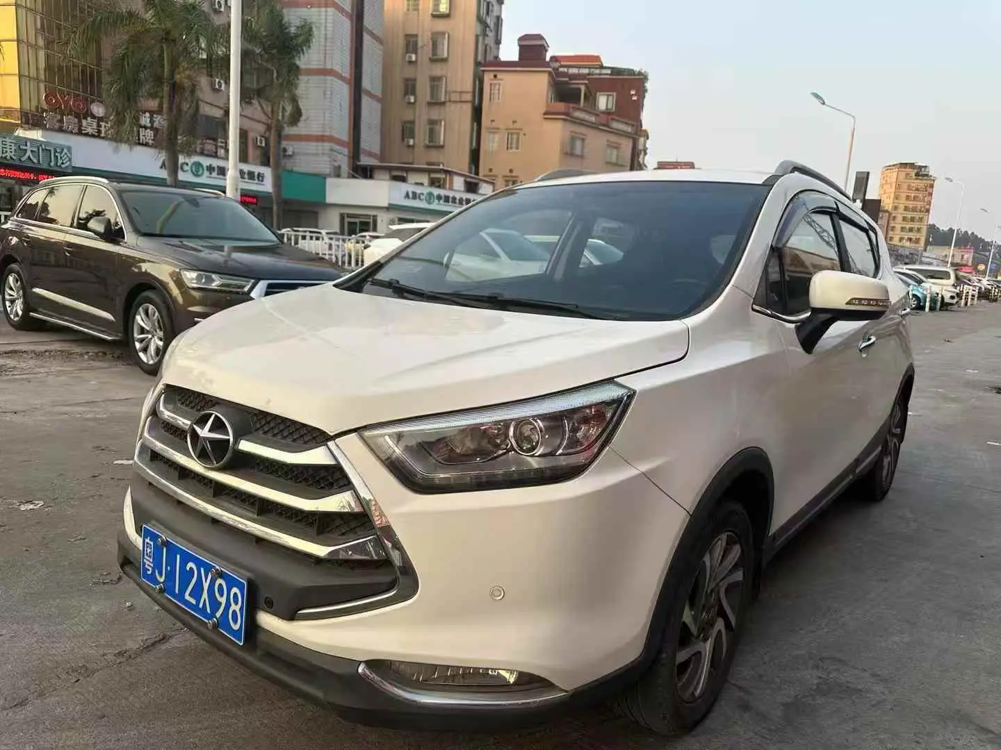 Jiangxi Ruifeng S3  из Китая