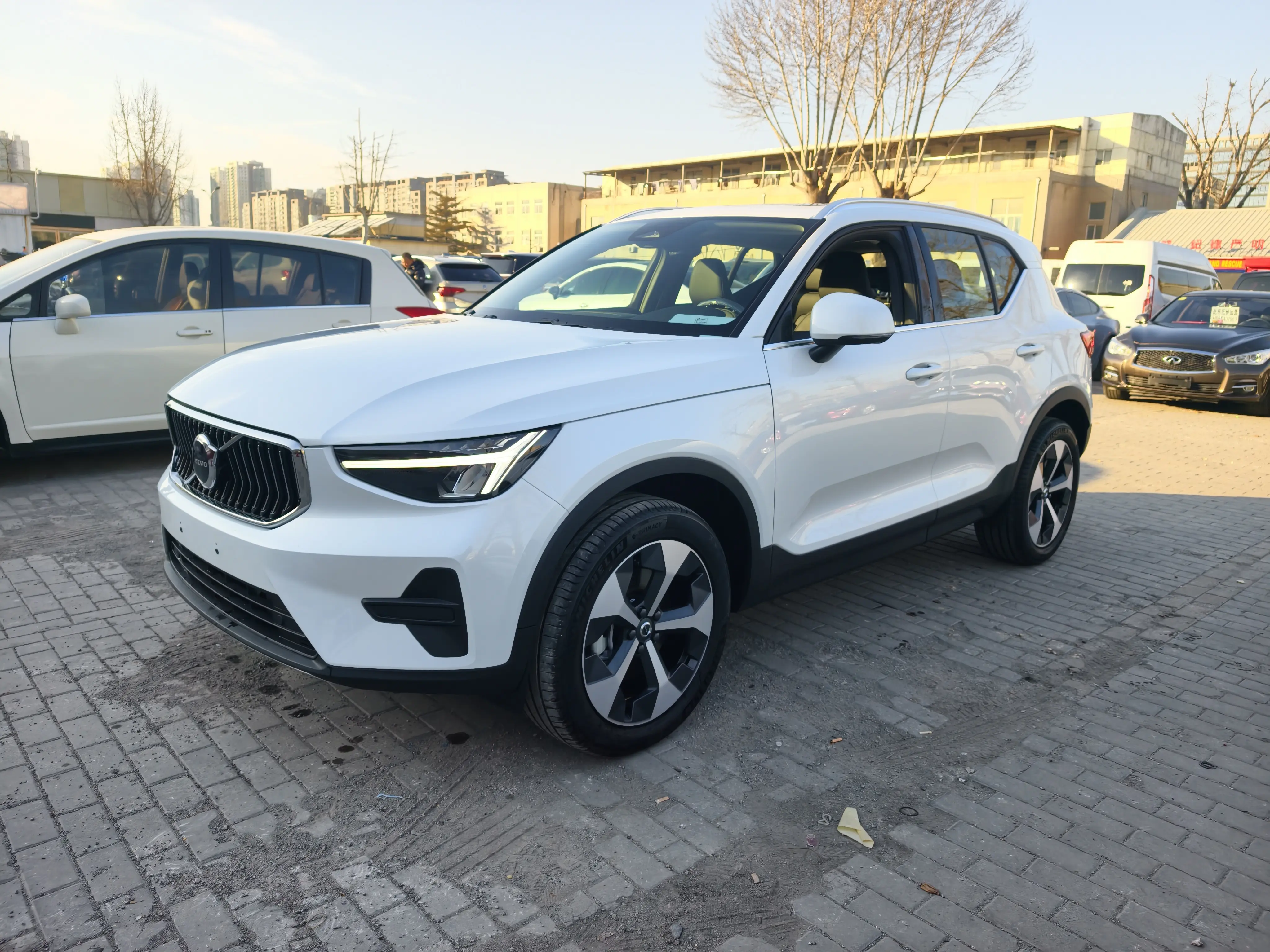 Volvo XC40  из Китая