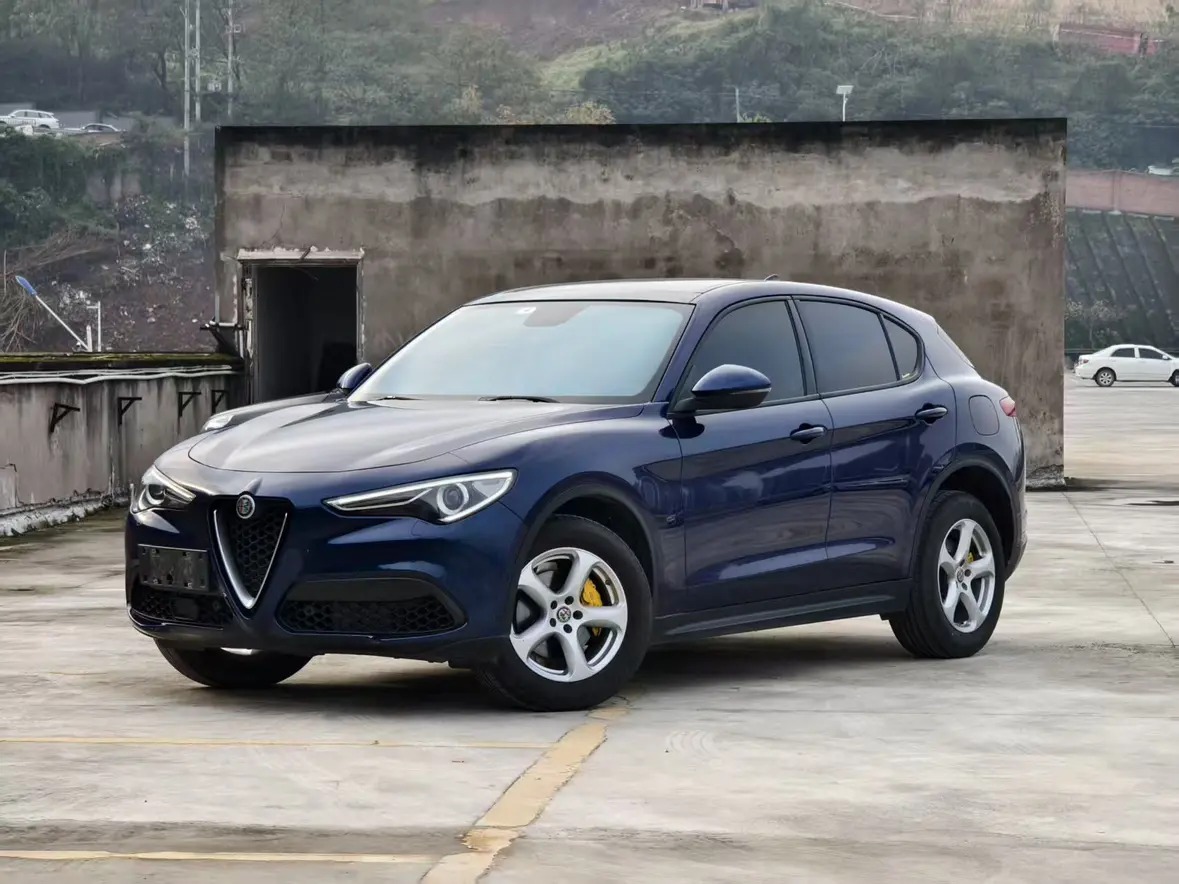 Alfa romeo Stelvio  из Китая