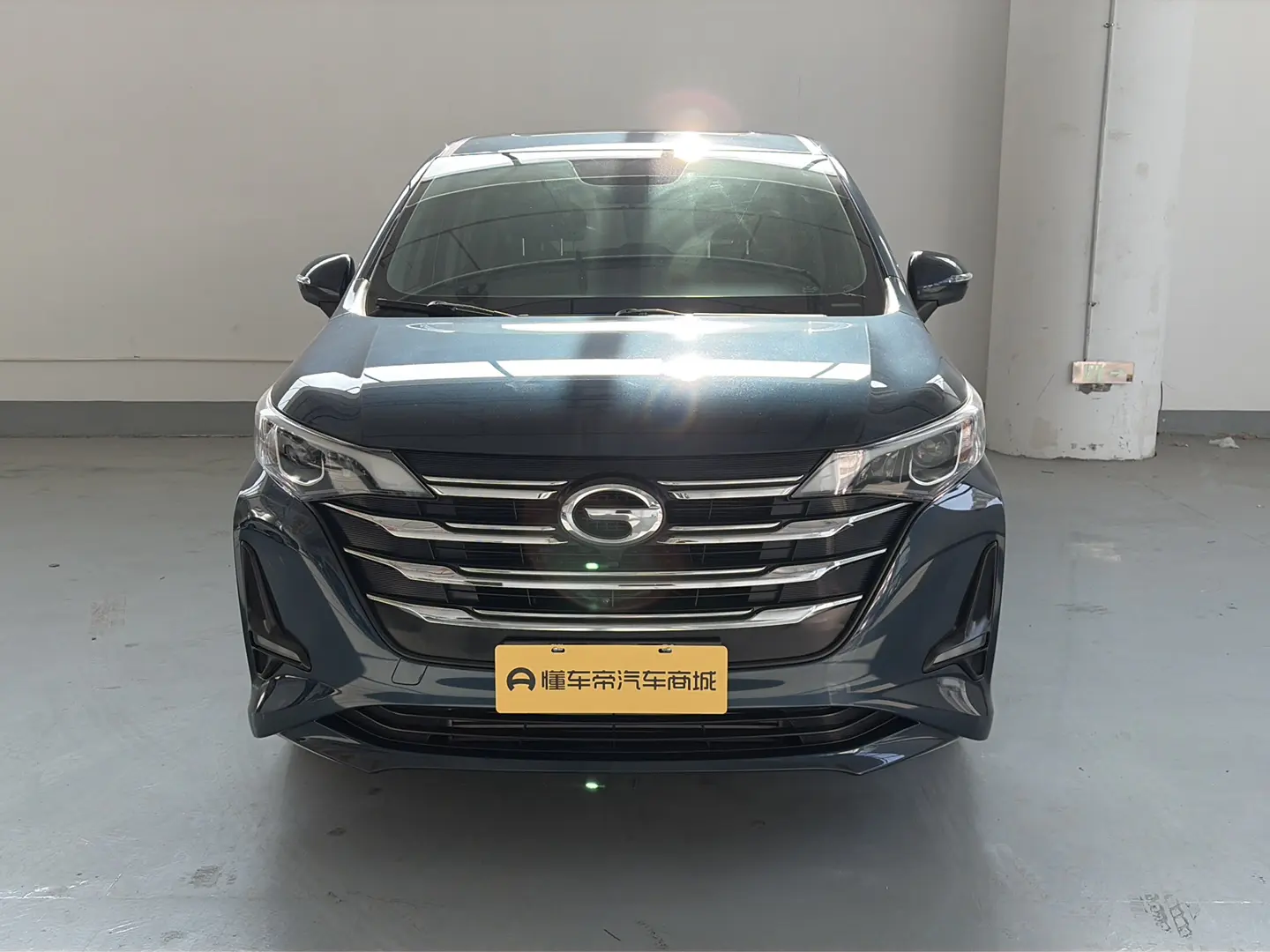 GAC Trumpchi M6  из Китая