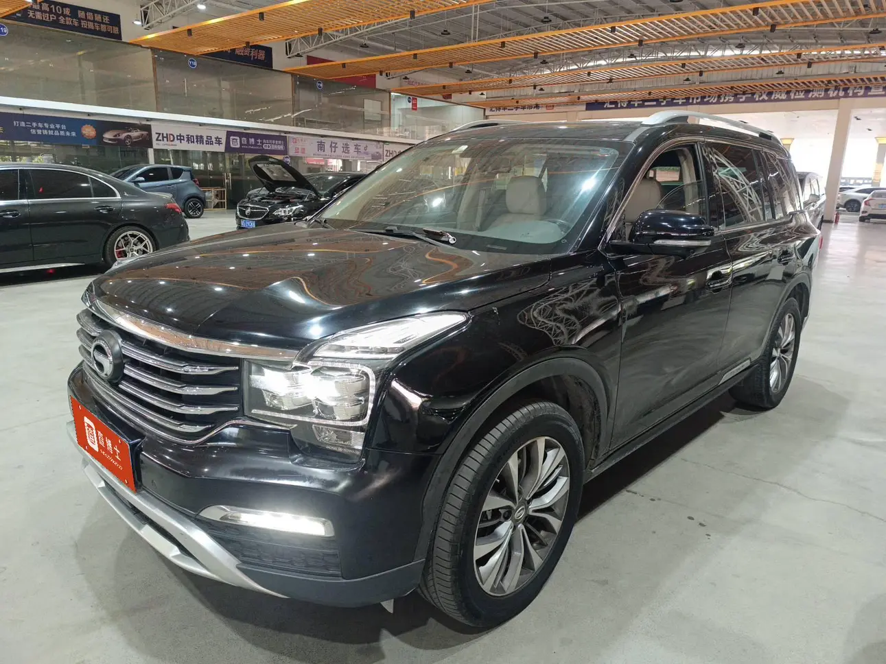 GAC Trumpchi GS8  из Китая