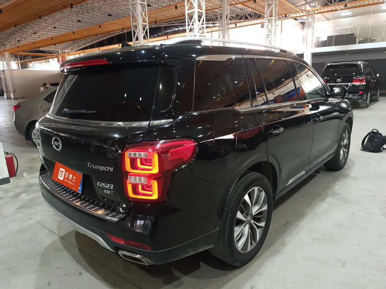 GAC Trumpchi GS8  из Китая