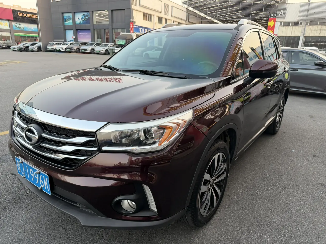 GAC Trumpchi GS4  из Китая