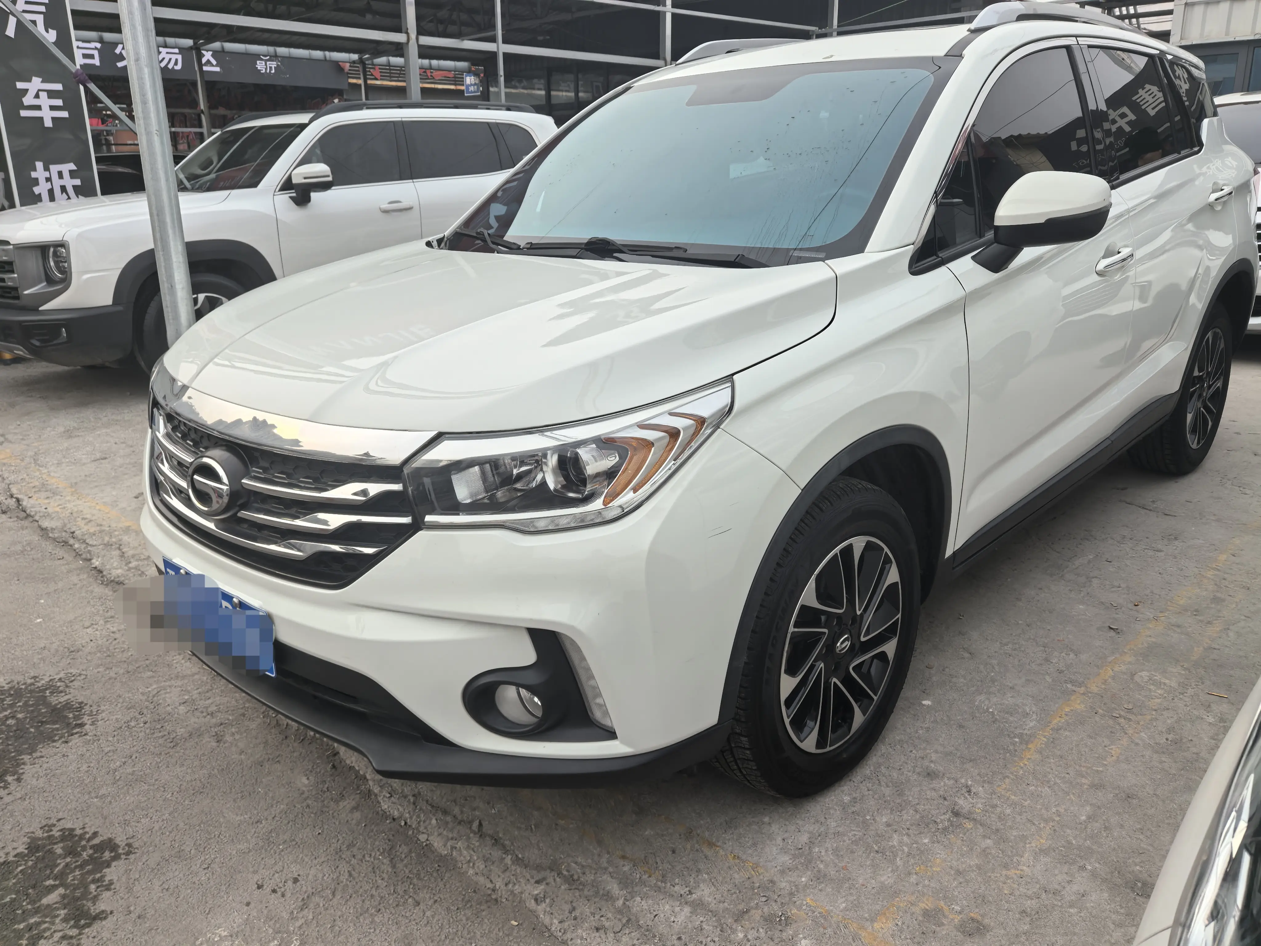 GAC Trumpchi GS4  из Китая
