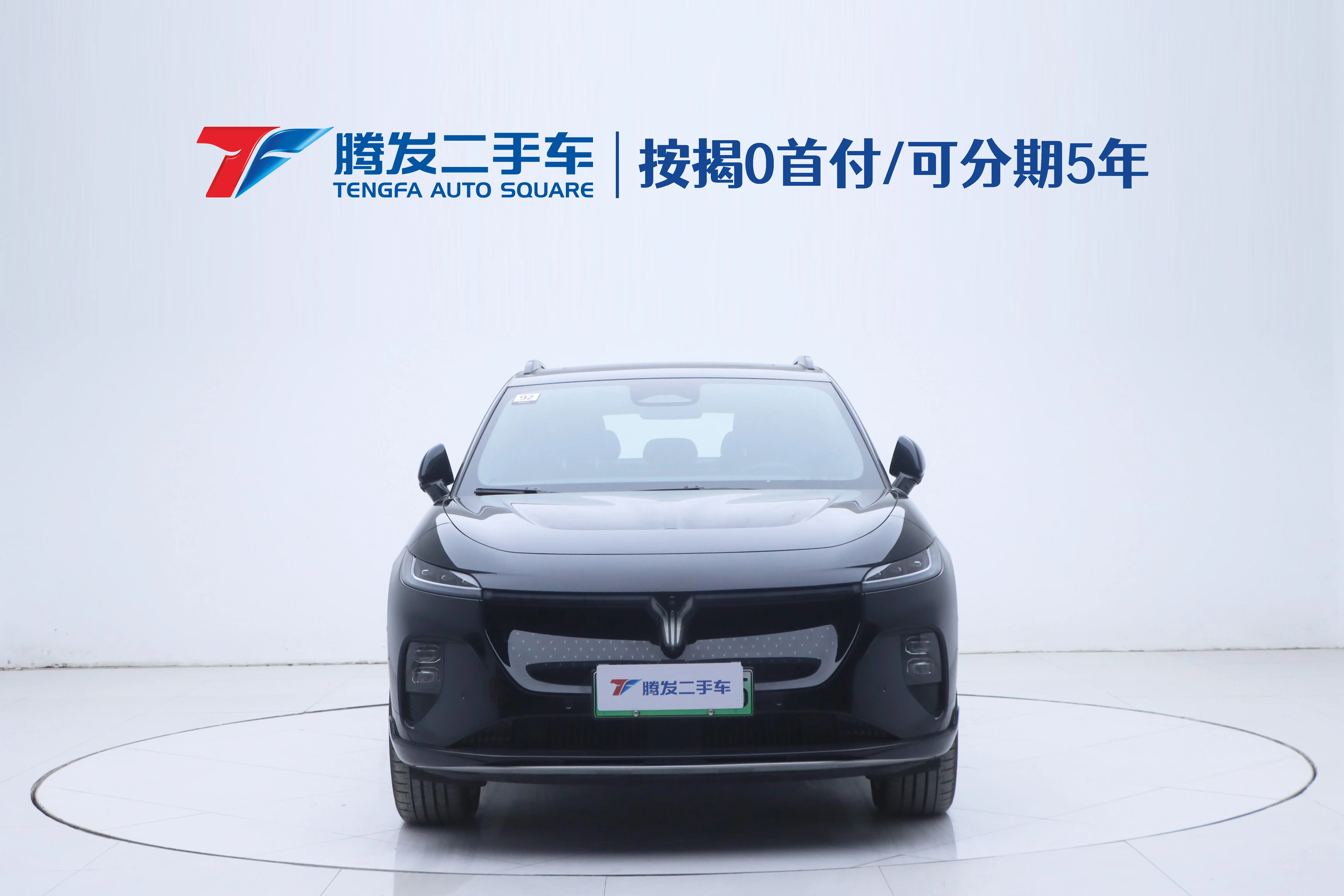 Voyah Courage  из Китая