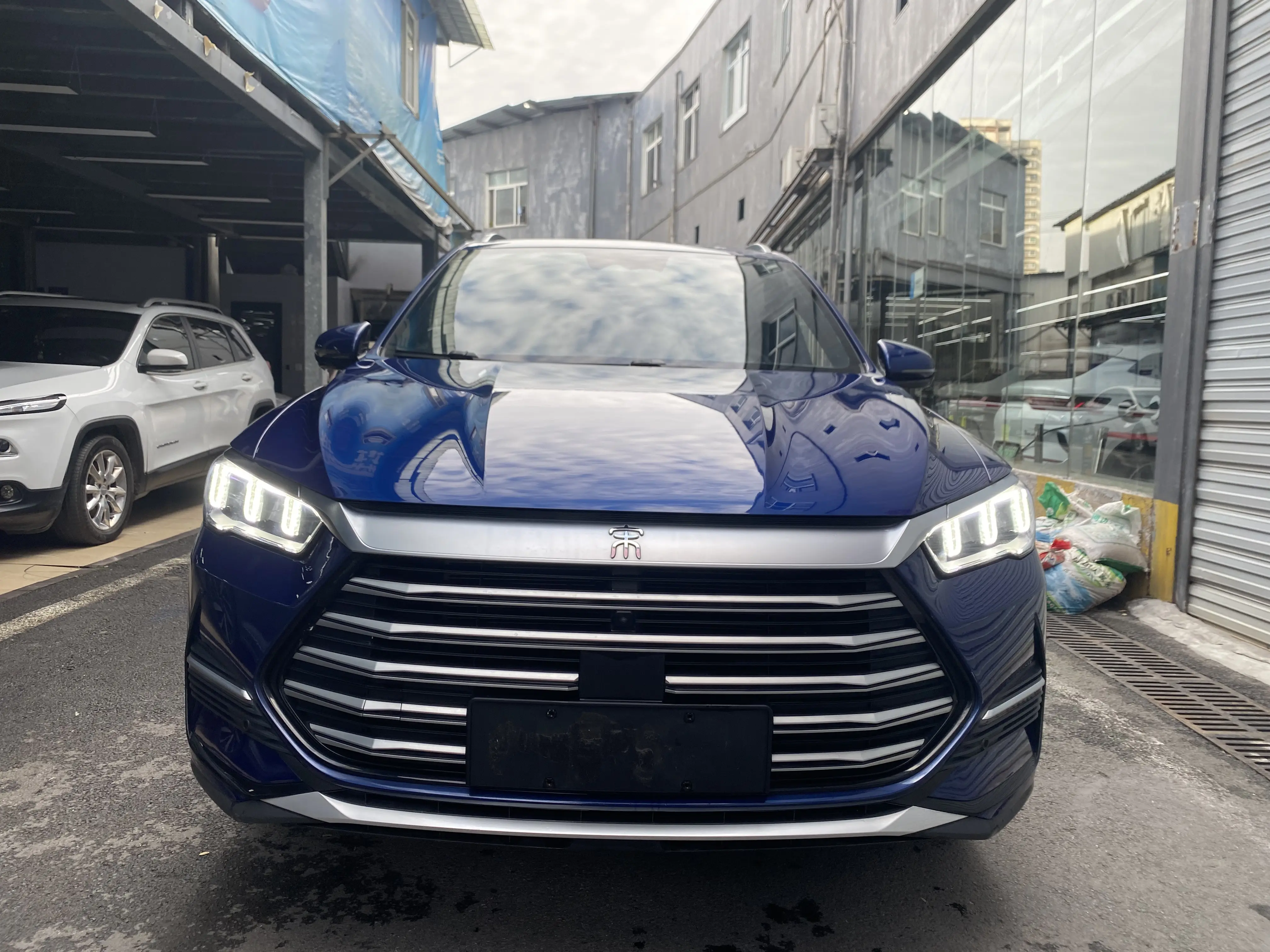 BYD Song Pro DM  из Китая