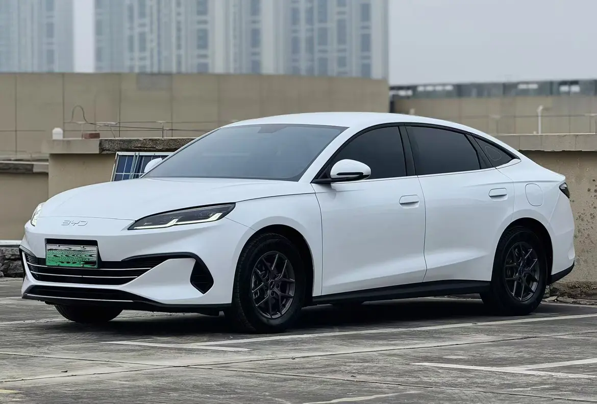 BYD Seal 06DM  из Китая