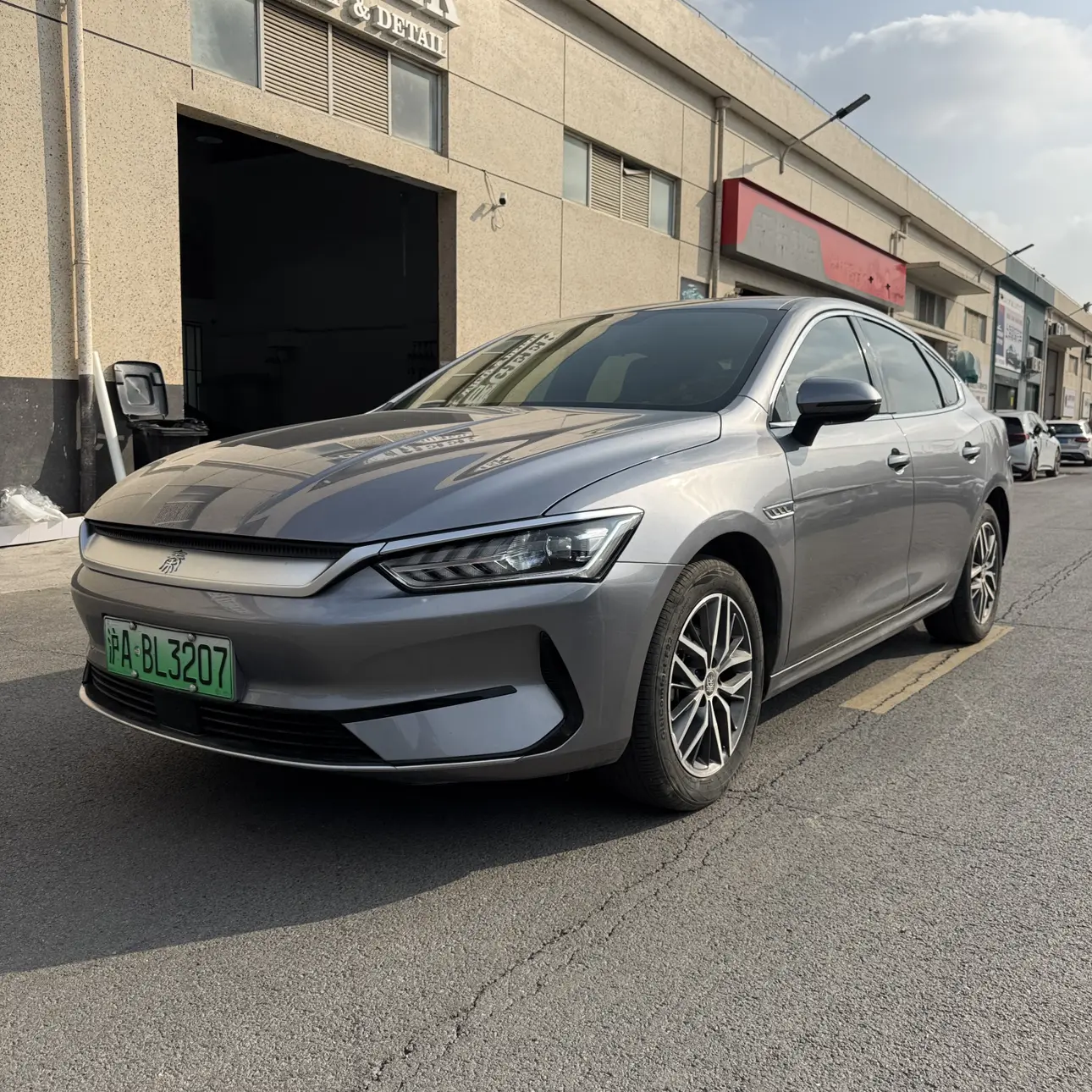 BYD Qin PLUS EV  из Китая