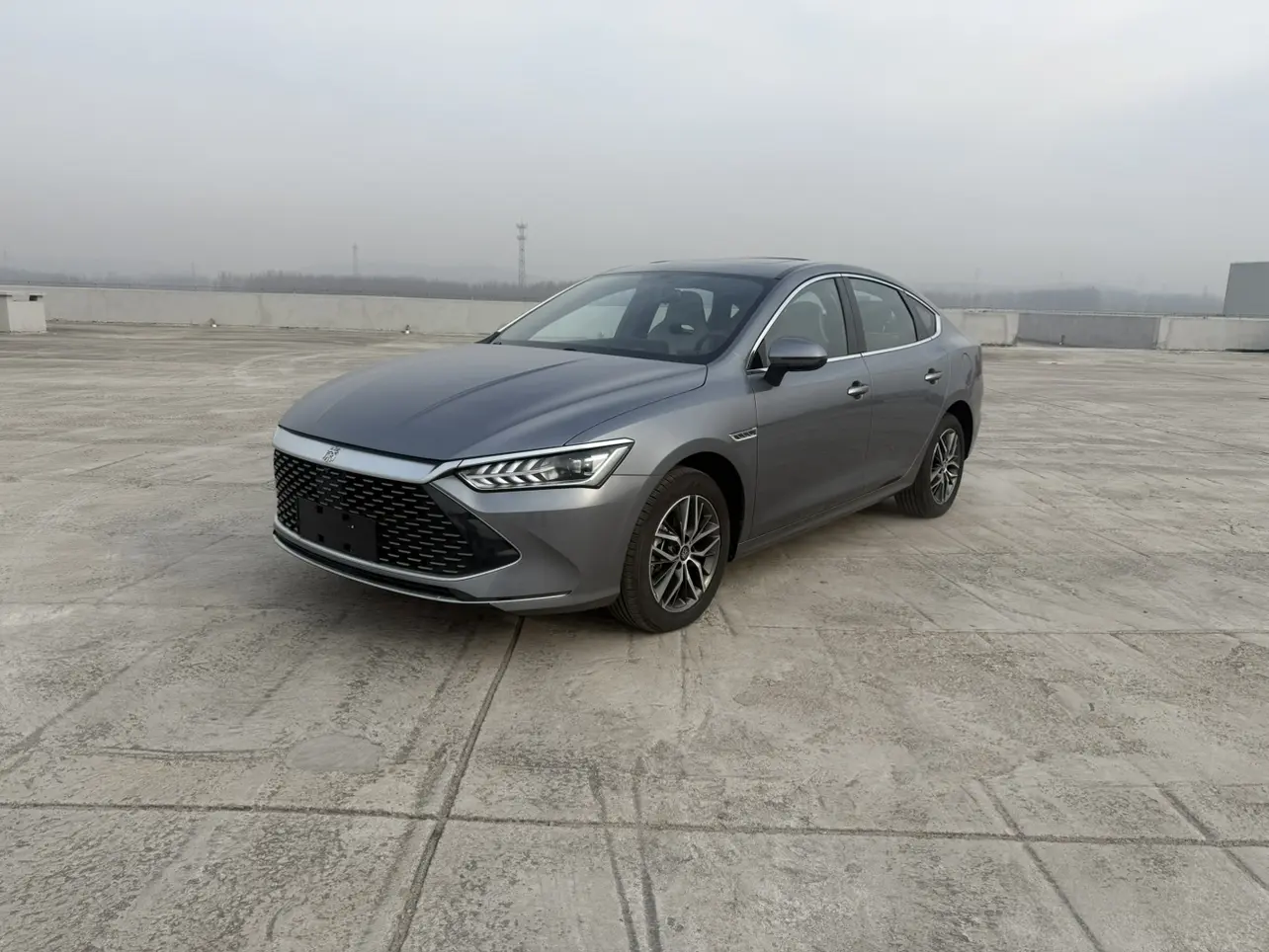 BYD Qin PLUS DM  из Китая