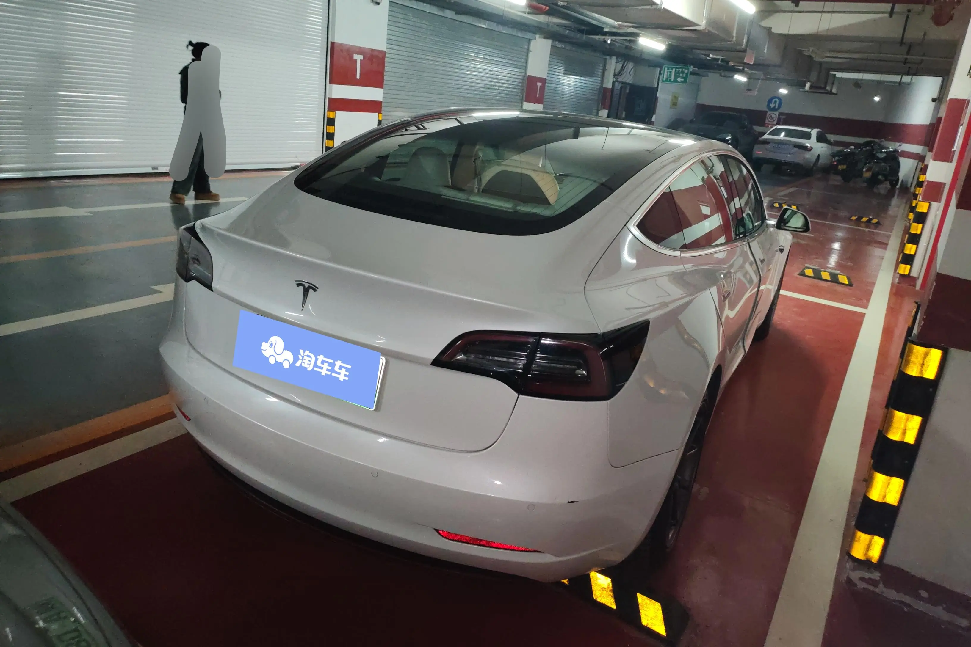 Tesla Model 3  из Китая