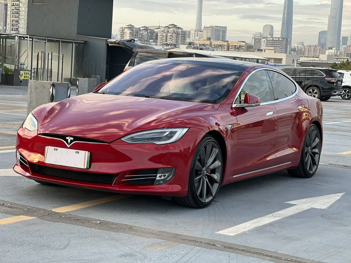 Tesla Model S  из Китая
