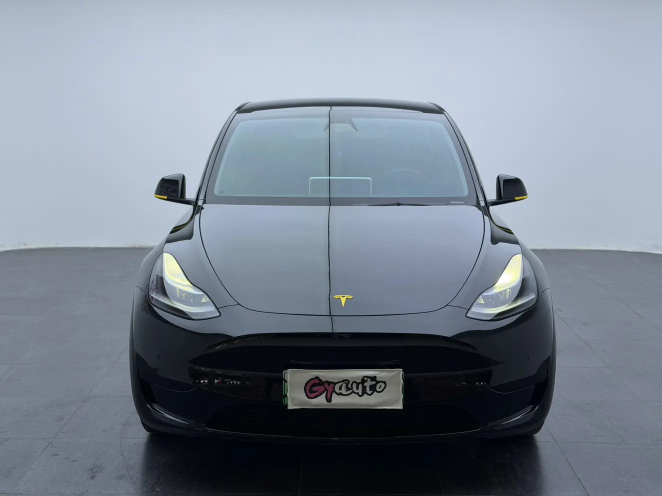 Tesla Model Y  из Китая