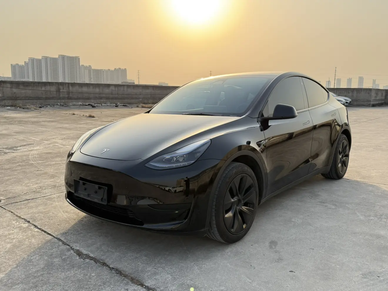 Tesla Model Y  из Китая