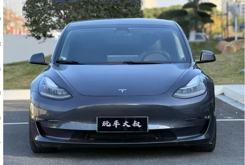 Tesla Model 3  из Китая