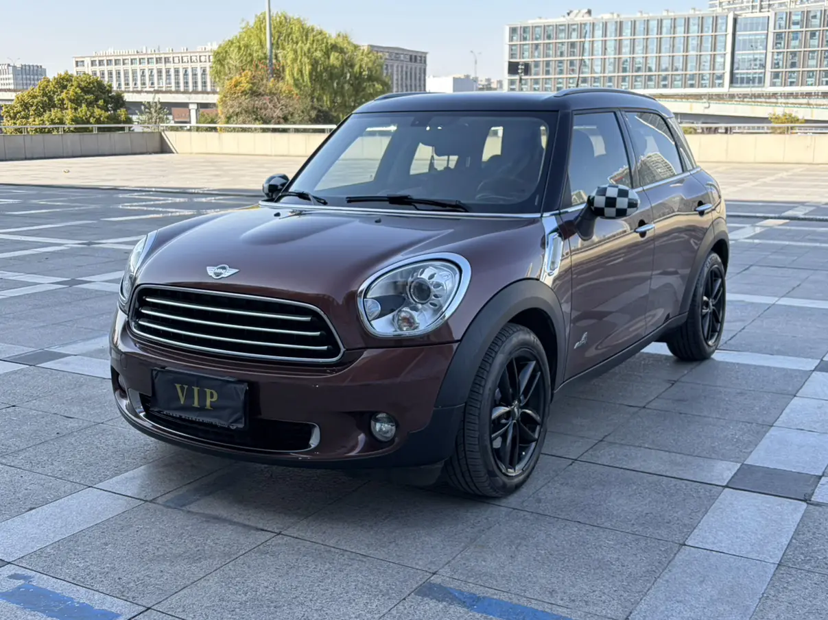 MINI COUNTRYMAN