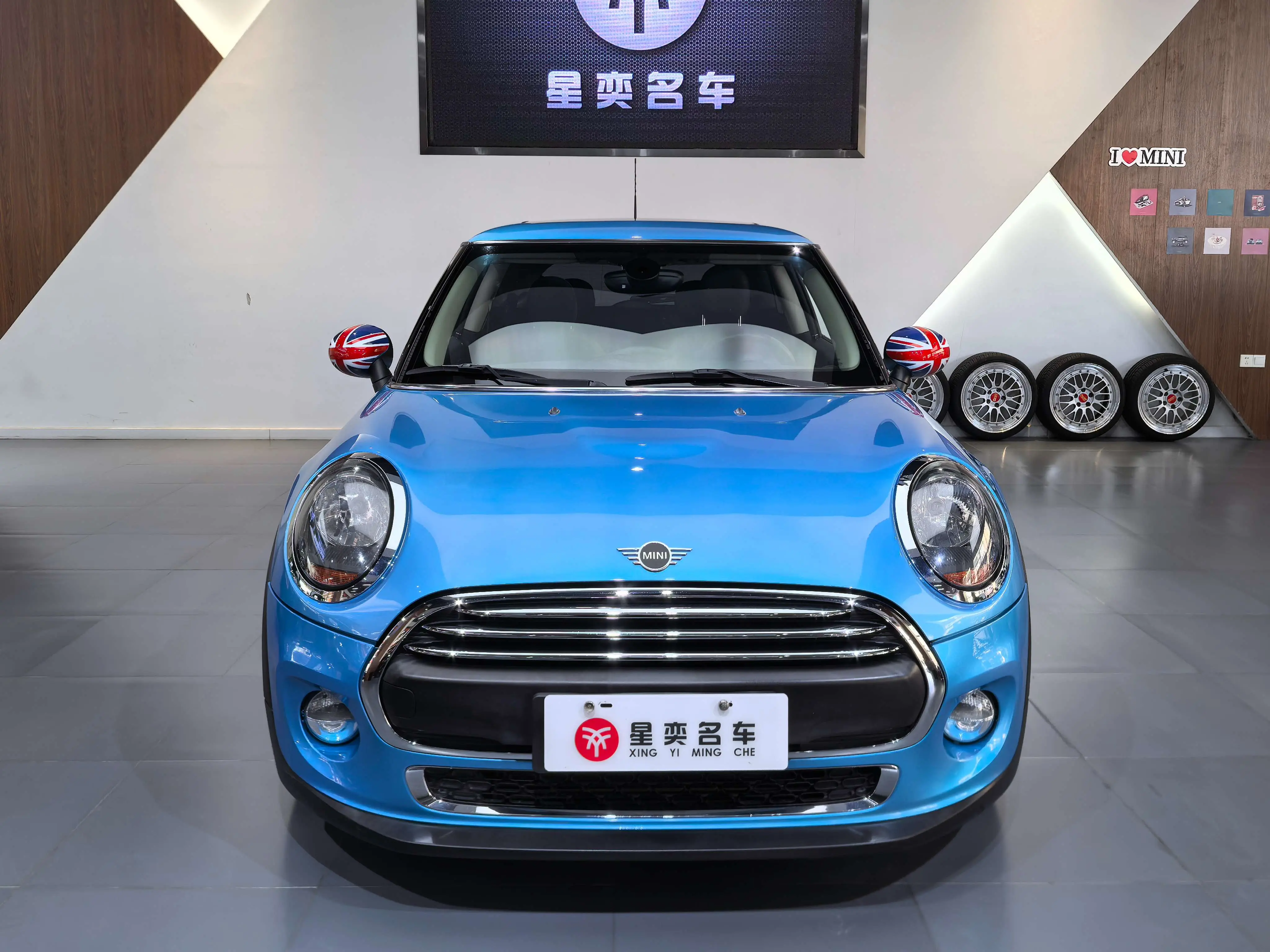 MINI MINI  из Китая