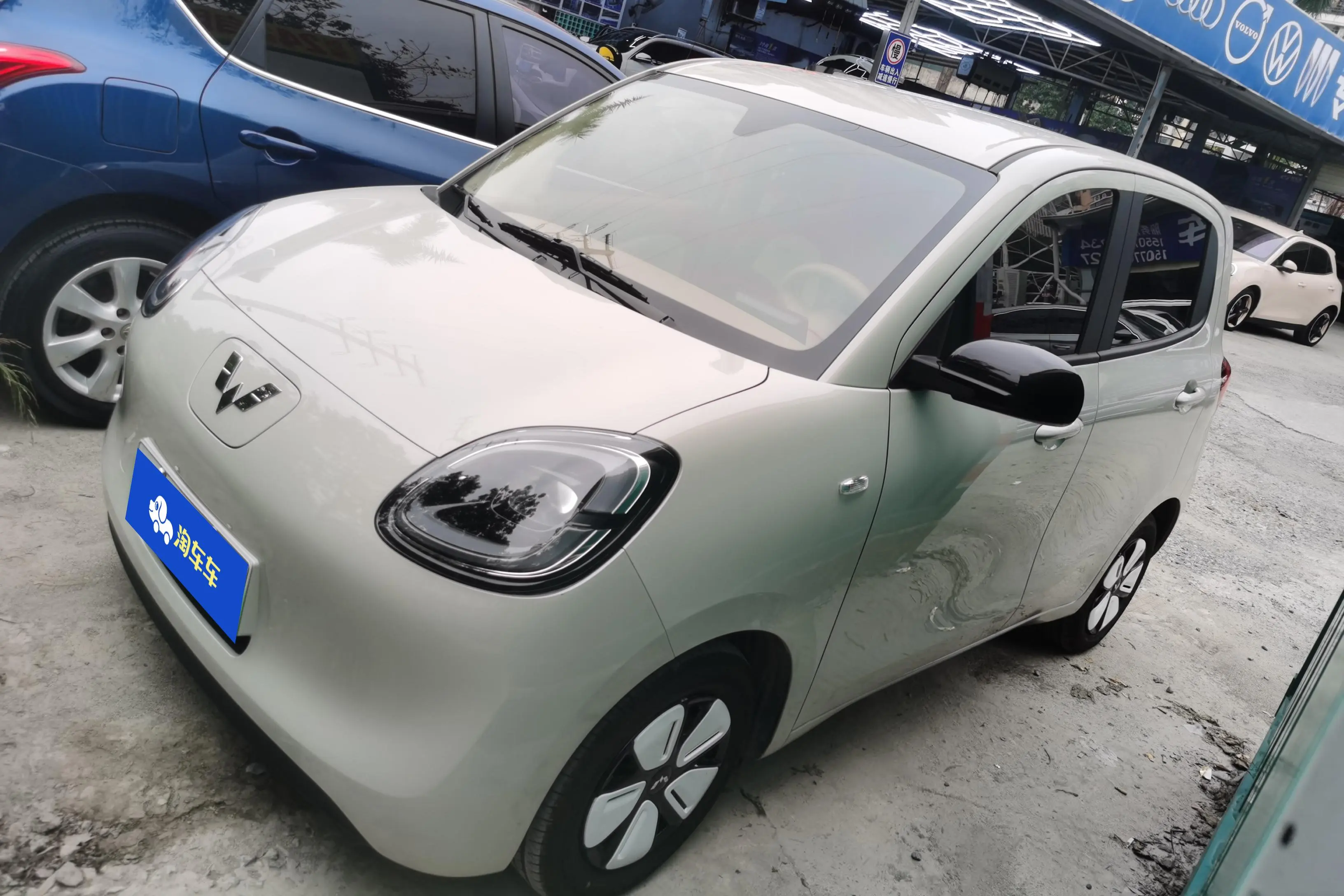 Wuling Hongguang MINIEV  из Китая