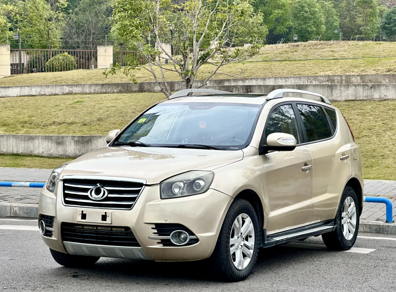 Geely GX7  из Китая