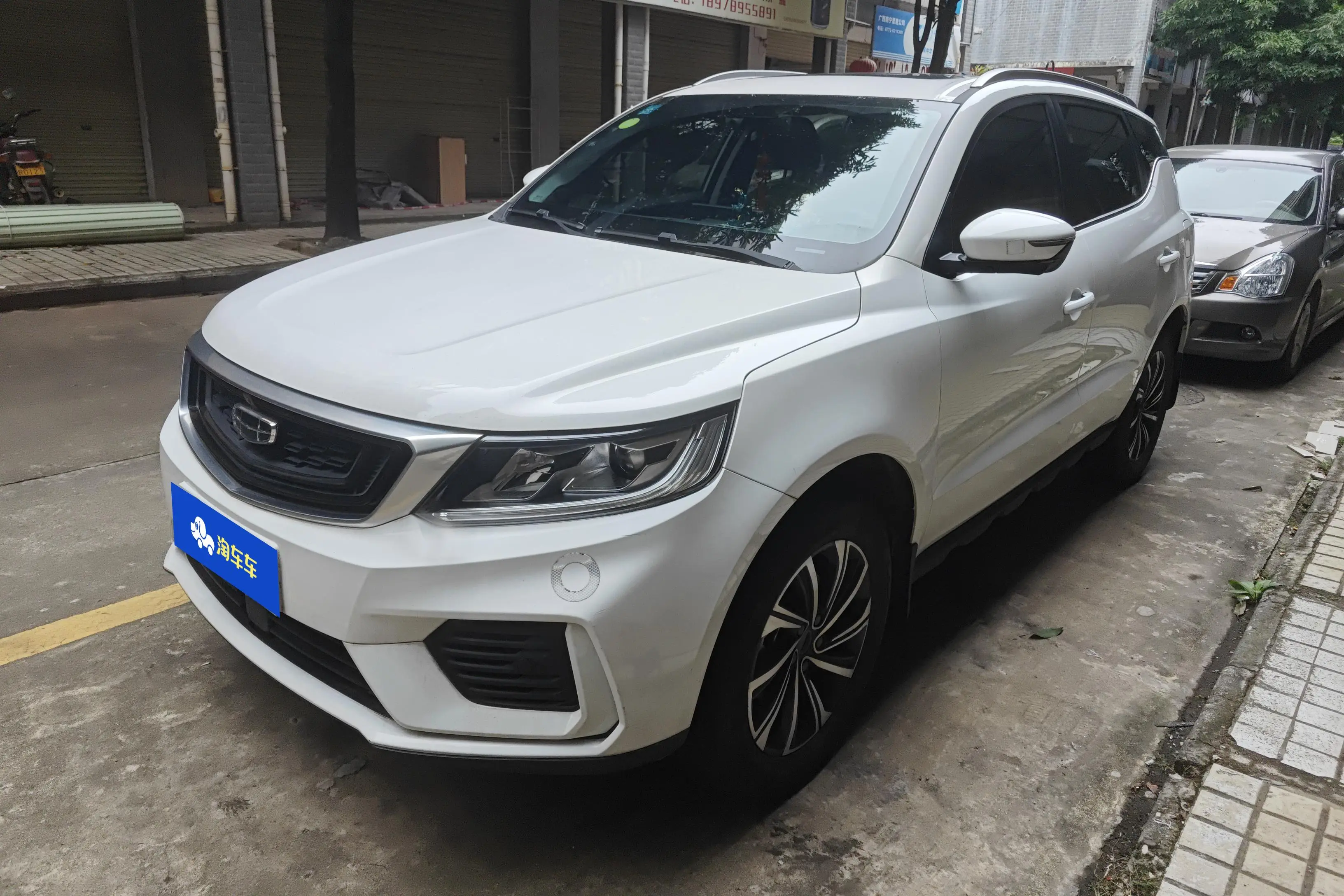 Geely Vision X6  из Китая