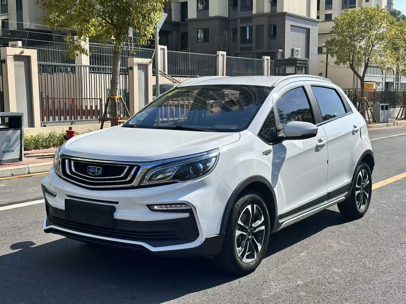 Geely Vision X3  из Китая