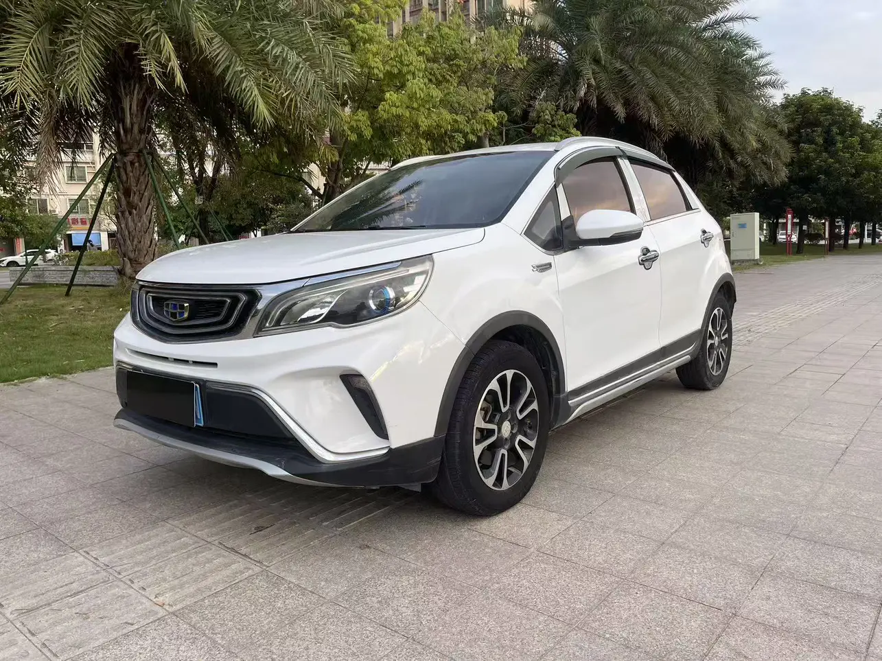 Geely Vision X3  из Китая