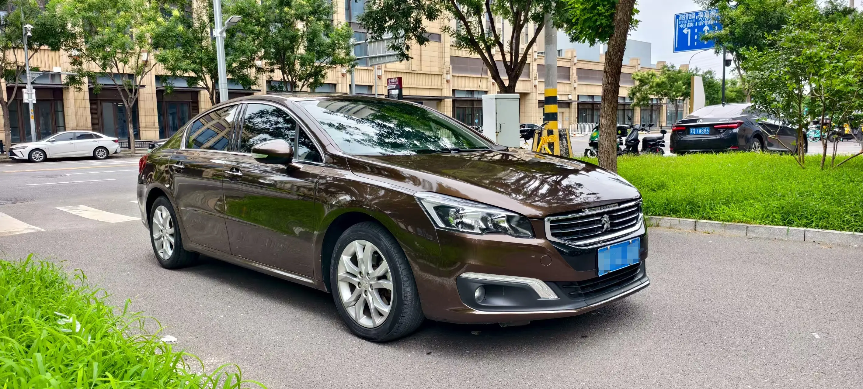 Peugeot 508  из Китая