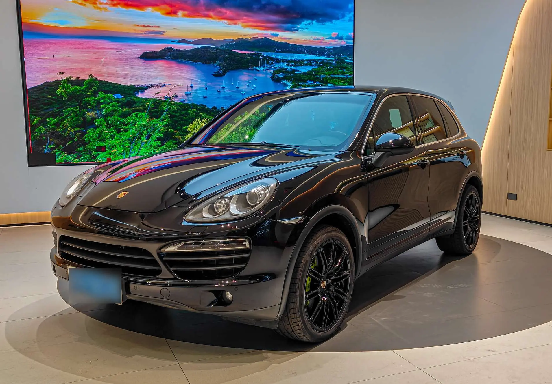 Porsche Cayenne  из Китая