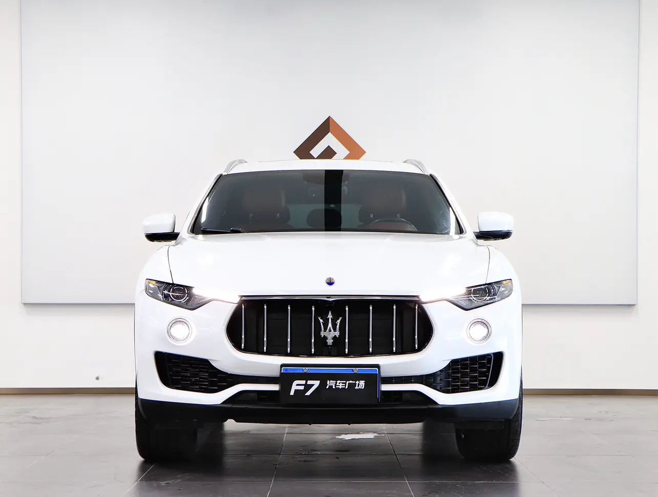 Maserati Levante  из Китая