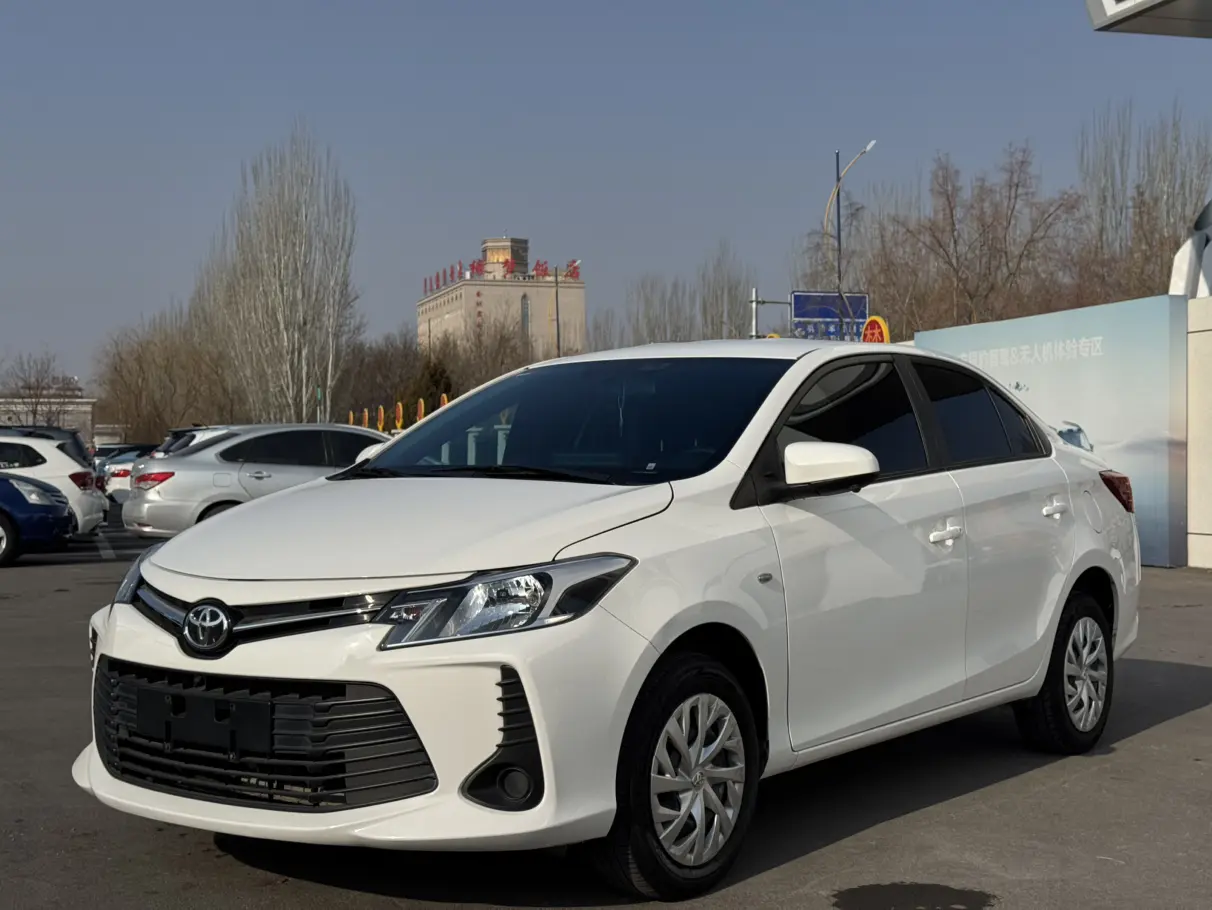 Toyota Vios  из Китая