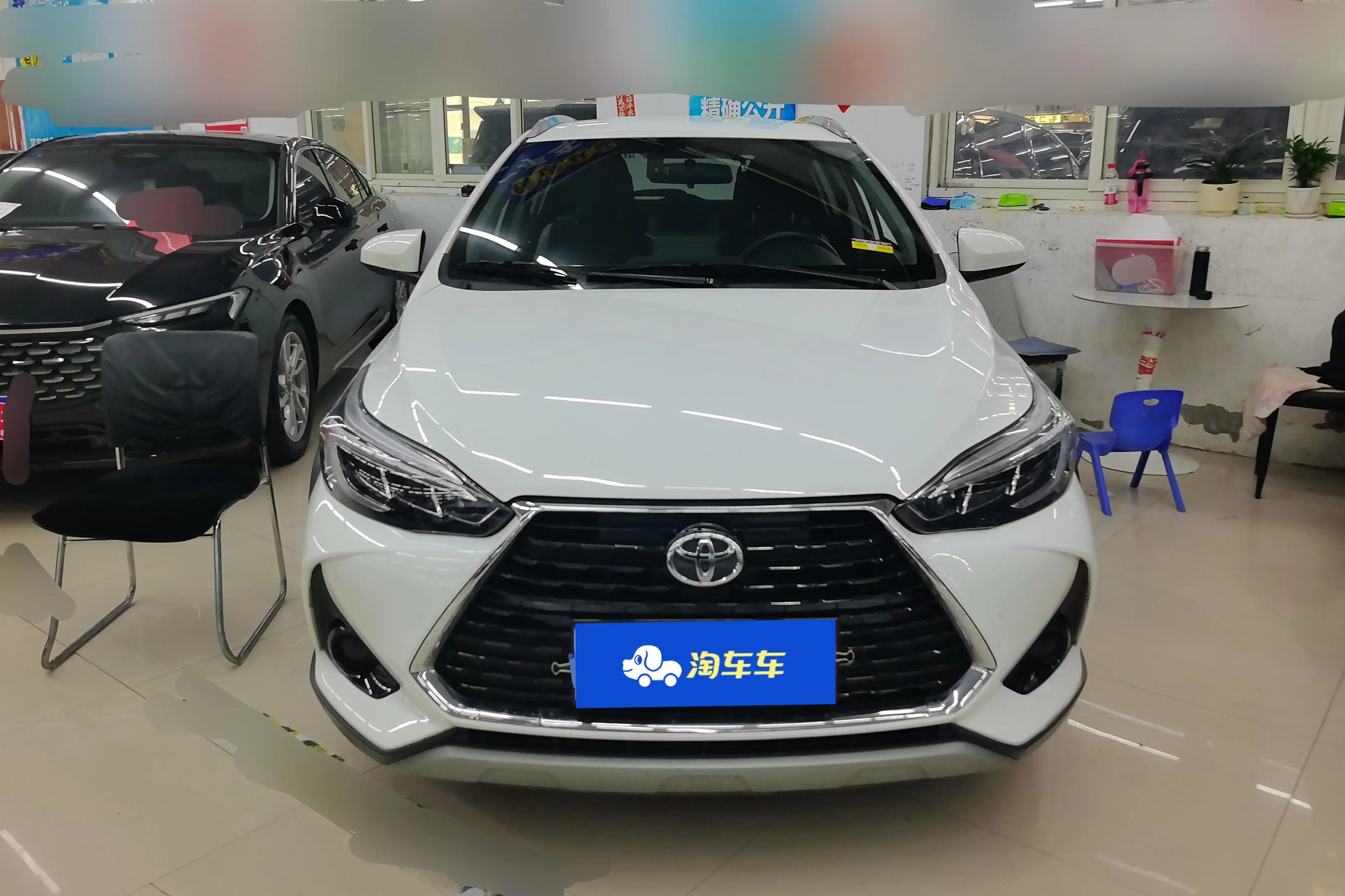 Toyota Yaris L  из Китая