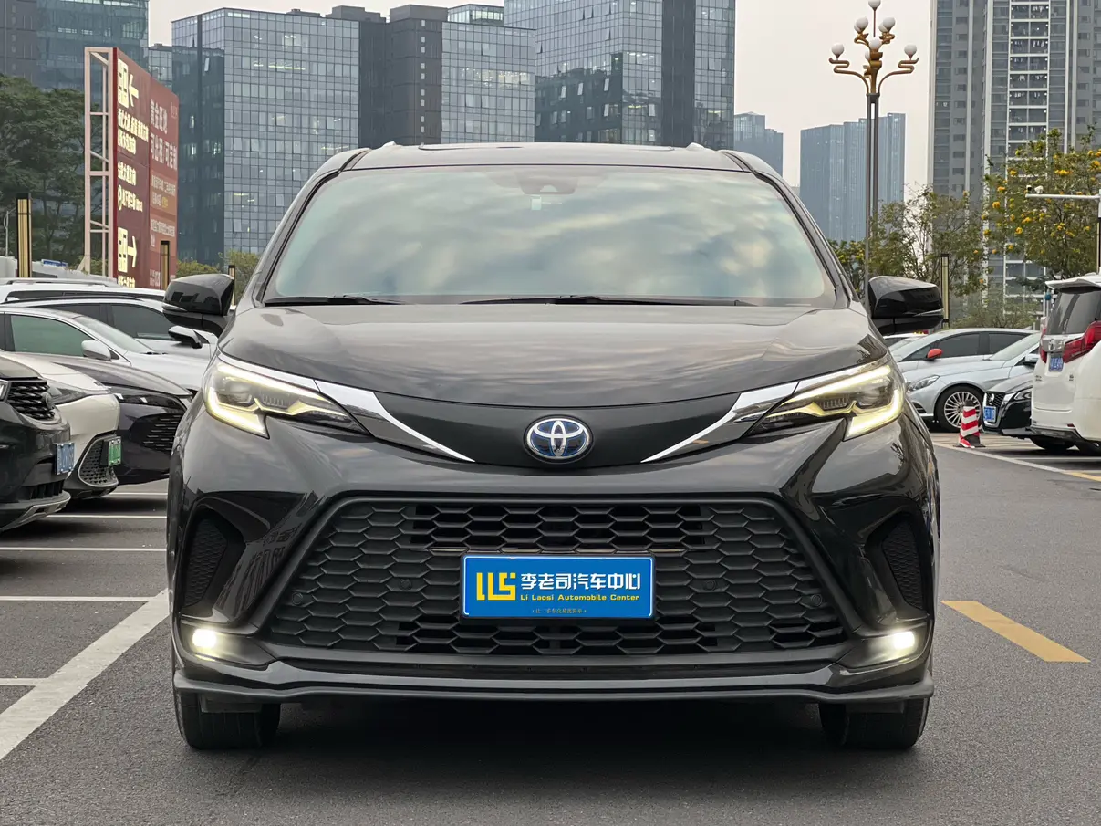 Toyota Granvia  из Китая