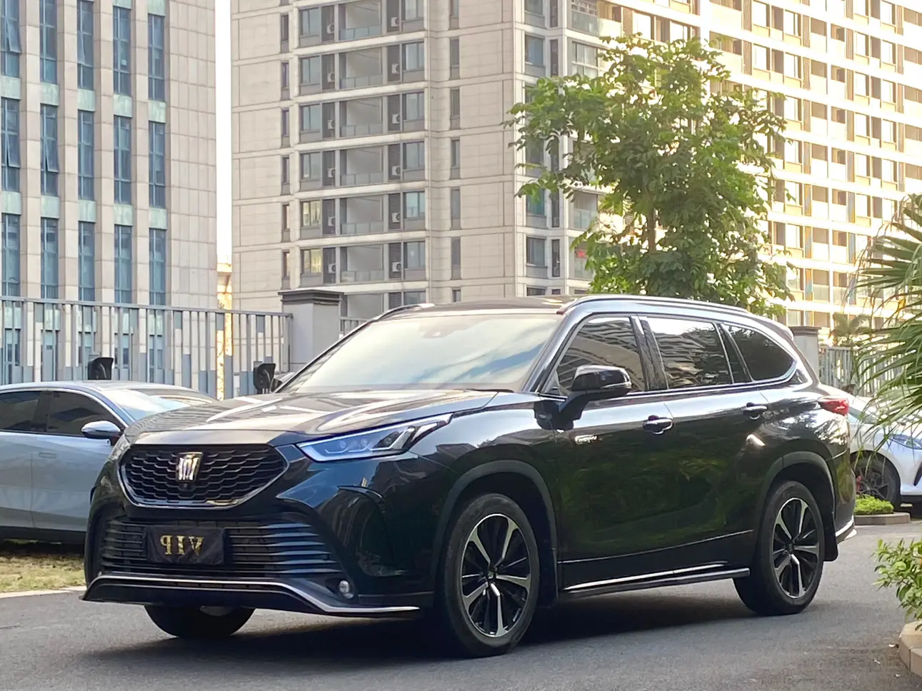 Toyota Crown Kluger  из Китая