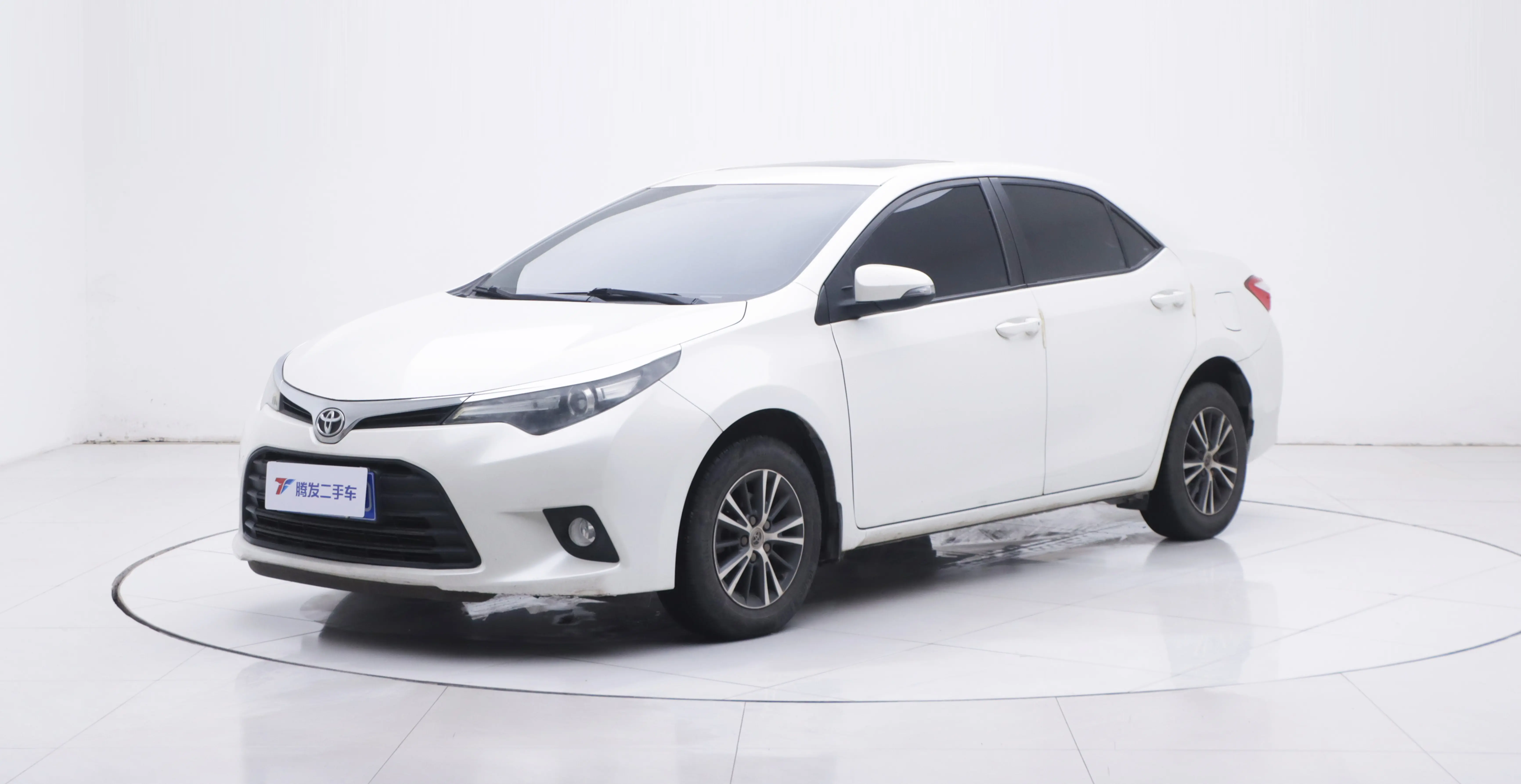 Toyota Levin (Lei Ling)  из Китая