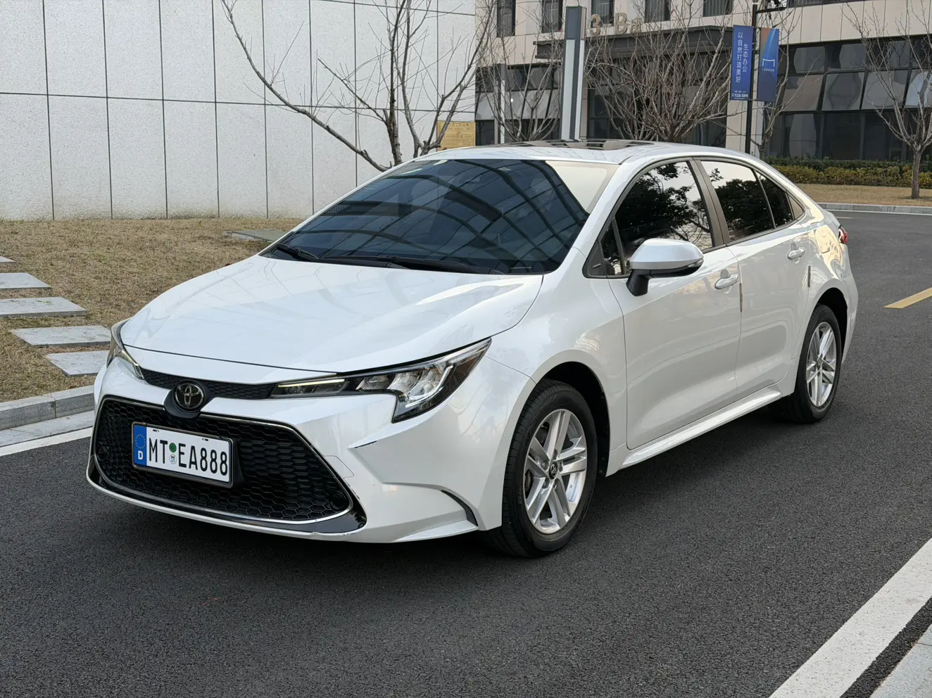 Toyota Levin (Lei Ling)  из Китая