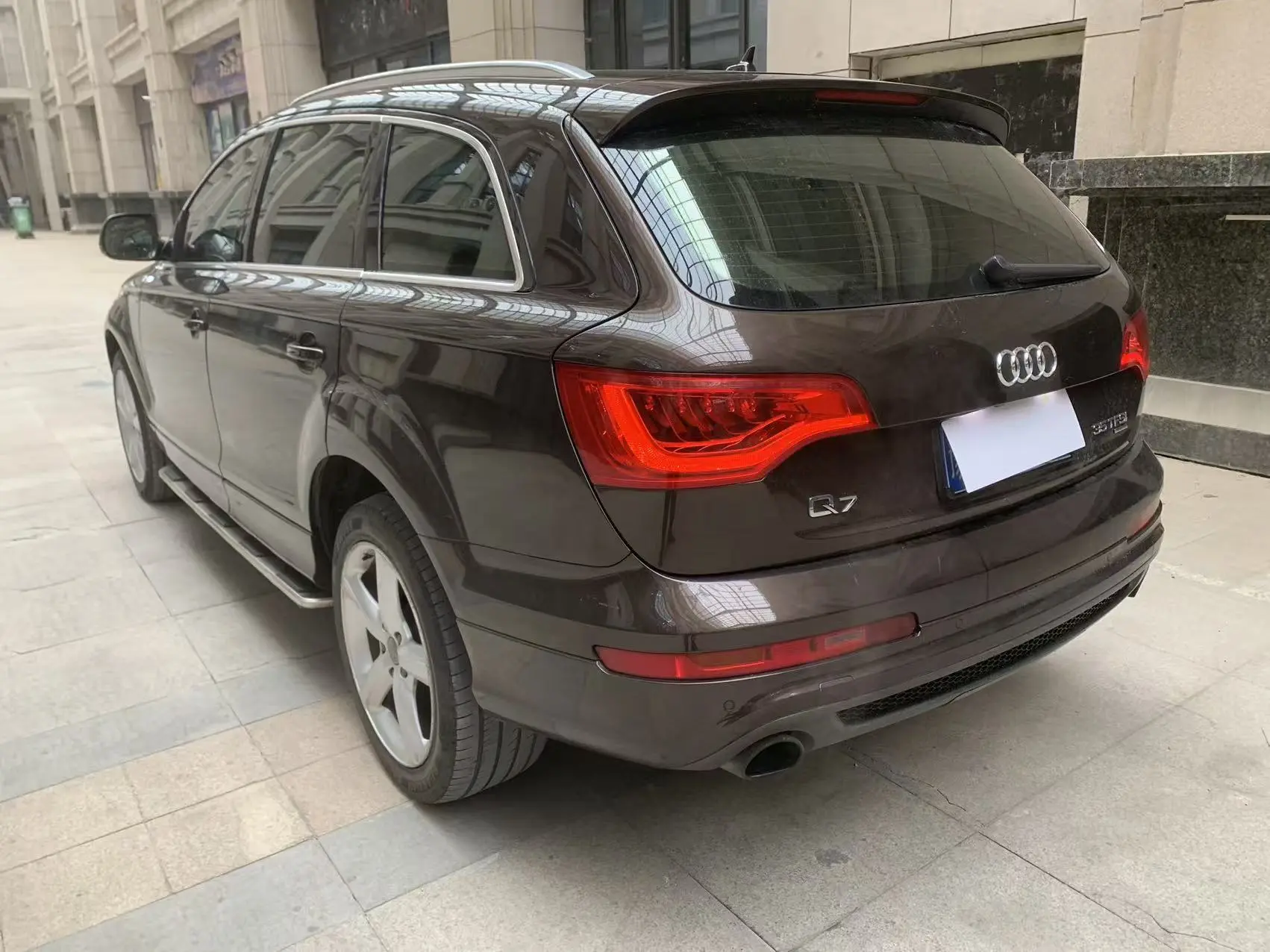 Audi Q7  из Китая
