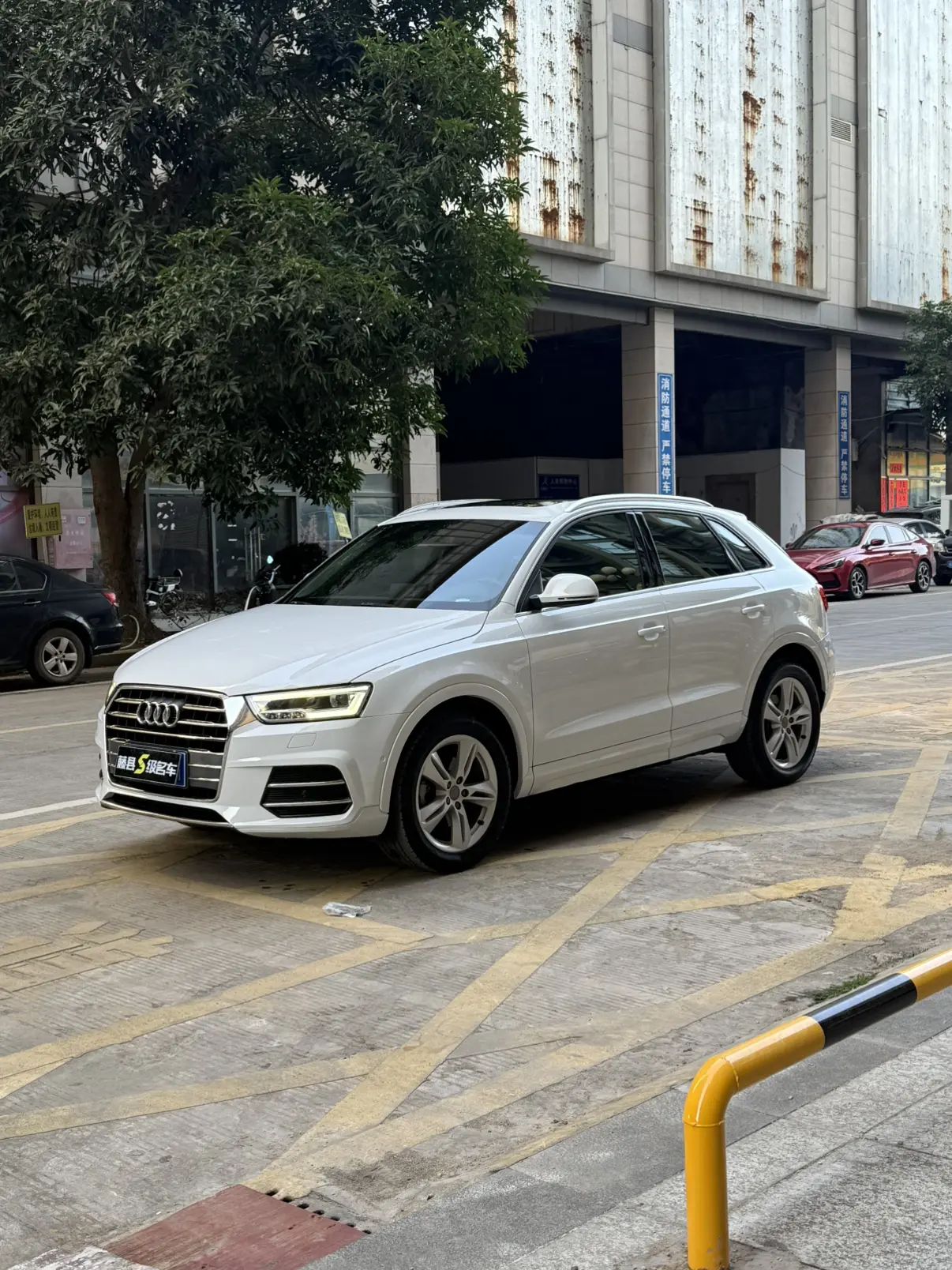 Audi Q3  из Китая
